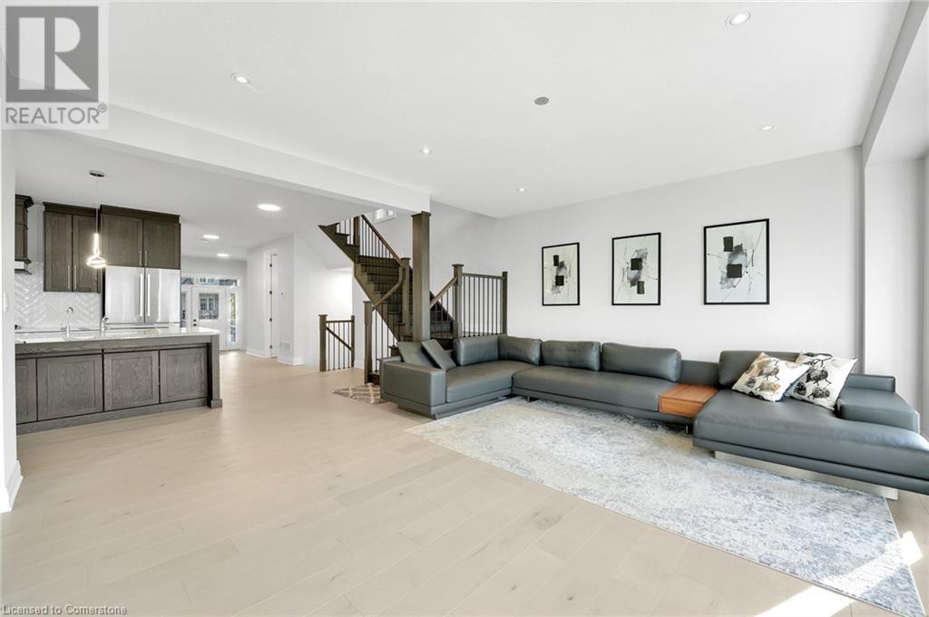 Property at 554 BRIDGEMILL Crescent image 4
