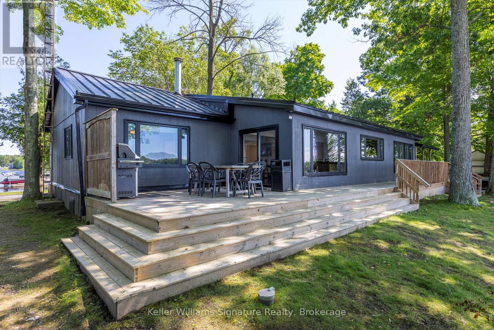 135 Driftwood Village Road, Kawartha Lakes, Ontario  K0M 1K0 - Photo 28 - X12183253