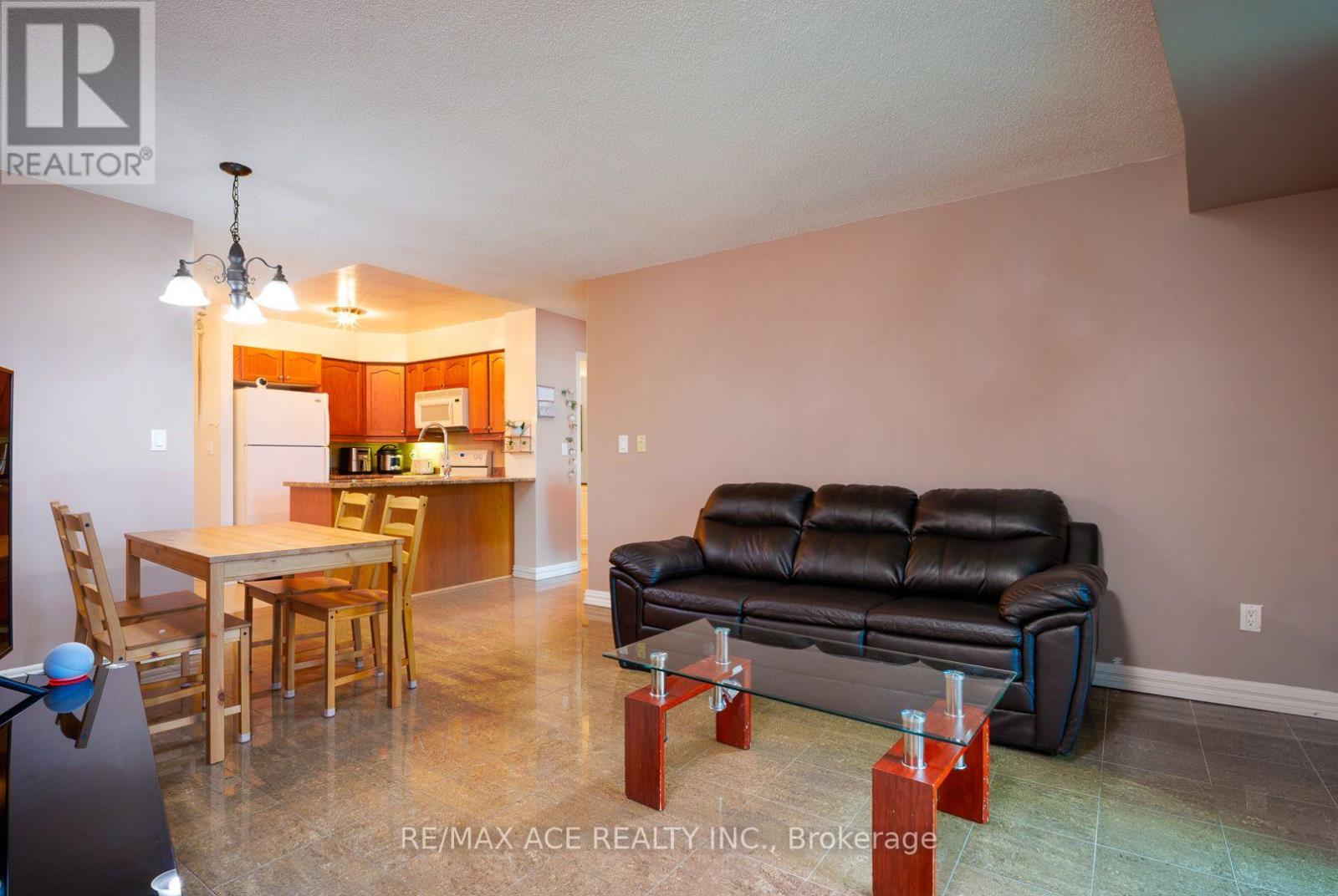 605 - 18 Valley Woods Road, Toronto, Ontario  M3A 0A1 - Photo 5 - C12183272