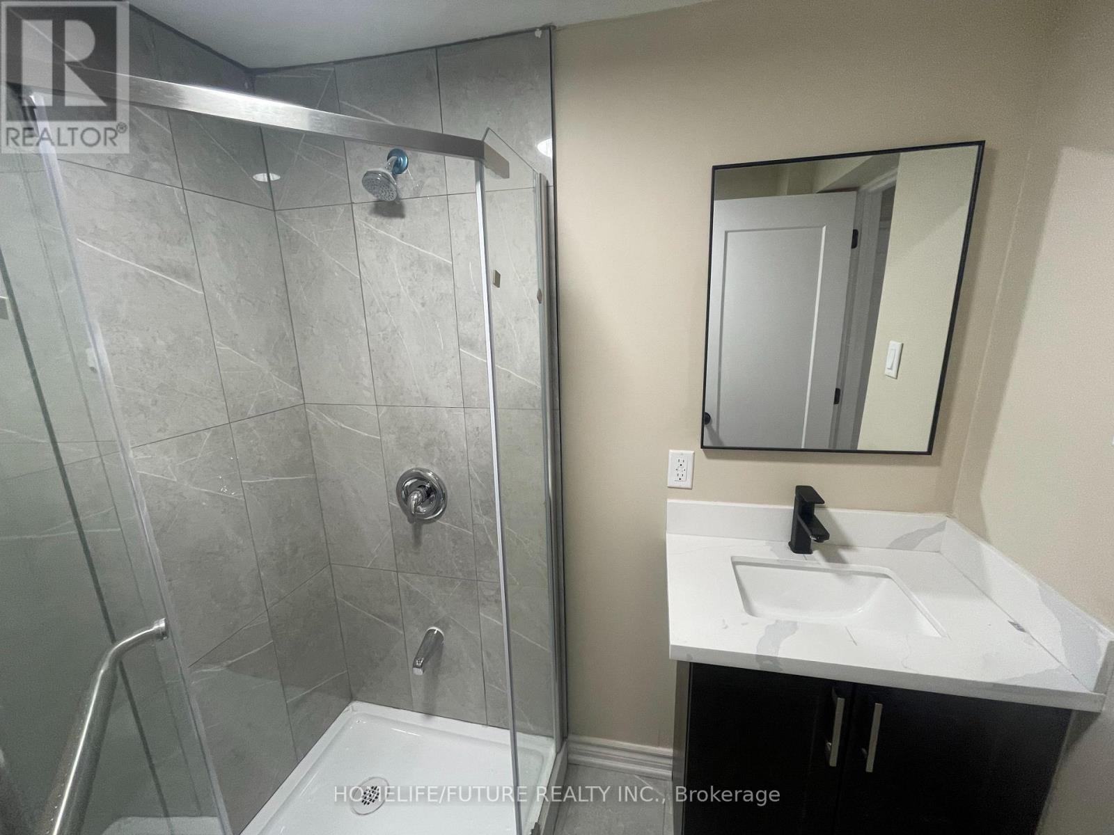Bsmt B - 1027 Danforth Road, Toronto (Kennedy Park), Ontario  M1K 1J8 - Photo 8 - E12183282