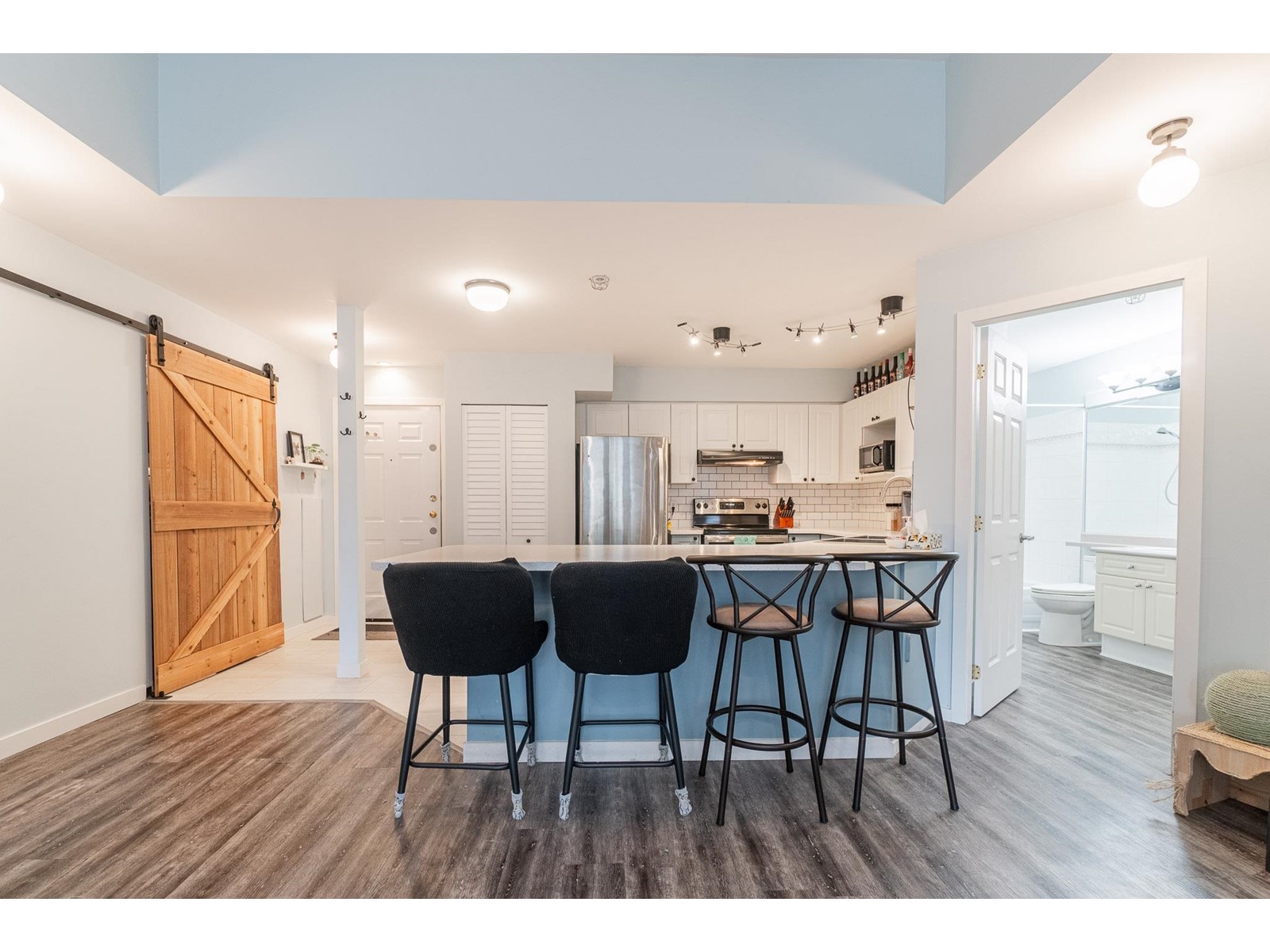 307 33599 2 Avenue, Mission, British Columbia  V2V 6J3 - Photo 11 - R3008815