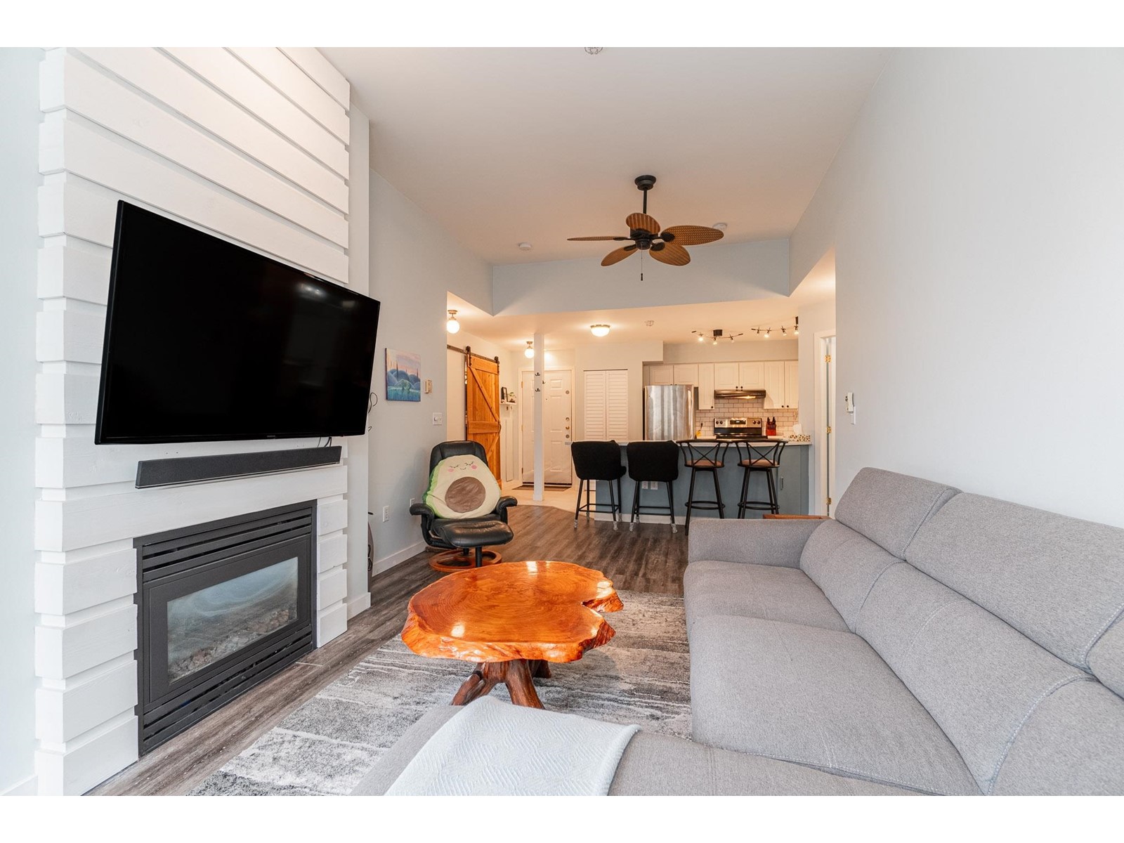 307 33599 2 Avenue, Mission, British Columbia  V2V 6J3 - Photo 14 - R3008815