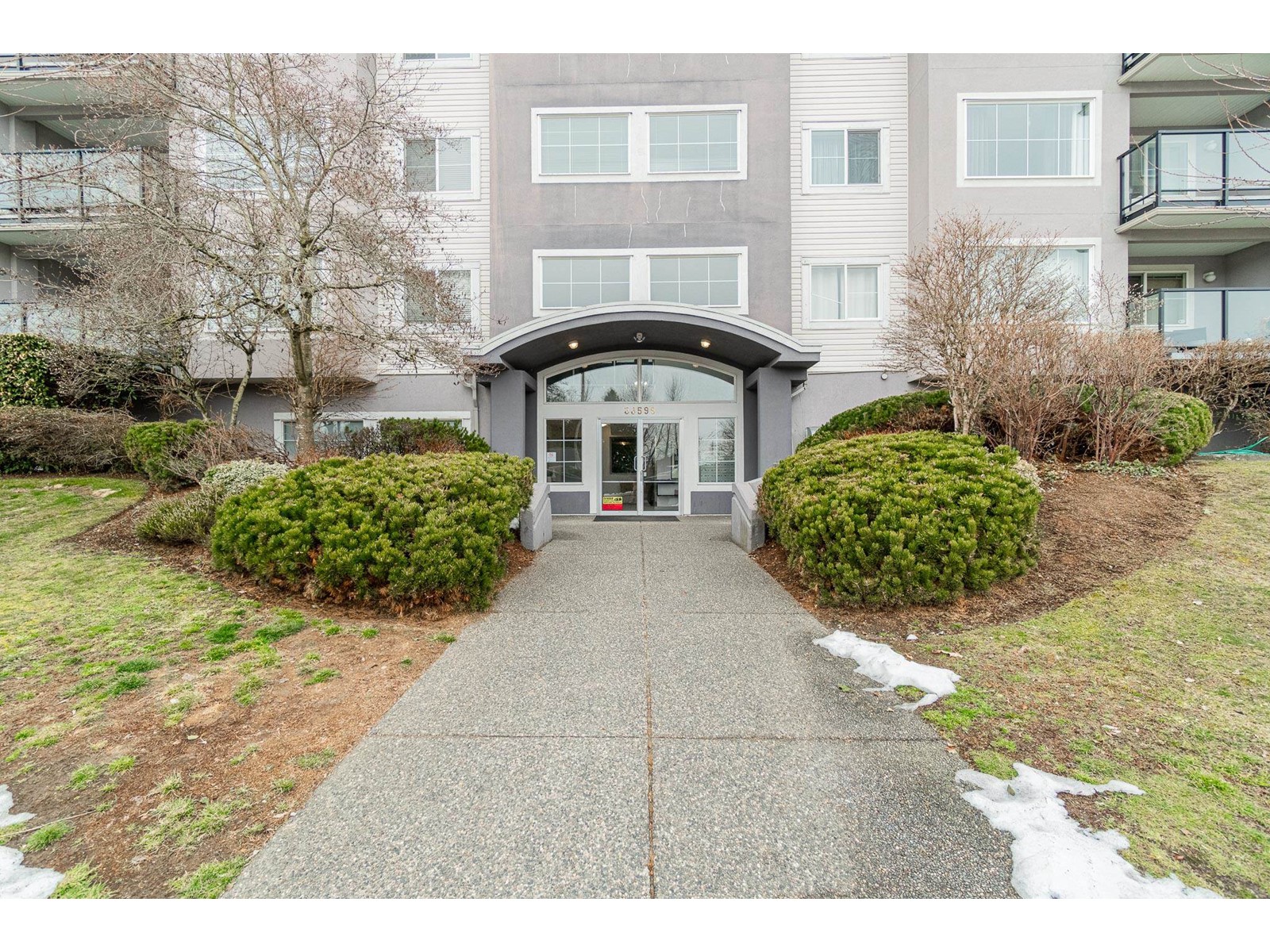 307 33599 2 Avenue, Mission, British Columbia  V2V 6J3 - Photo 2 - R3008815