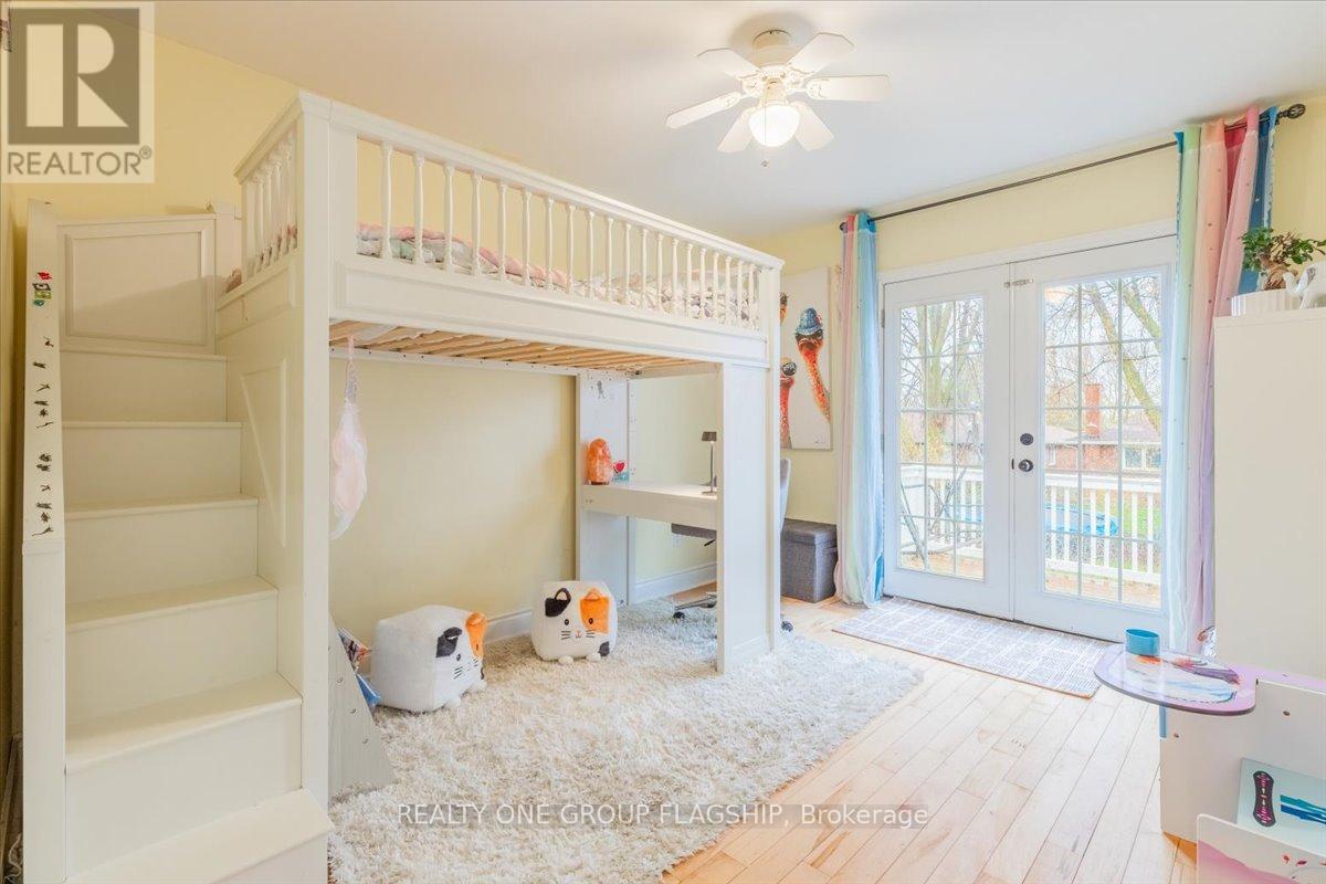 52 Highcroft Road, Barrie (Allandale Heights), Ontario  L4N 2X7 - Photo 25 - S12183287