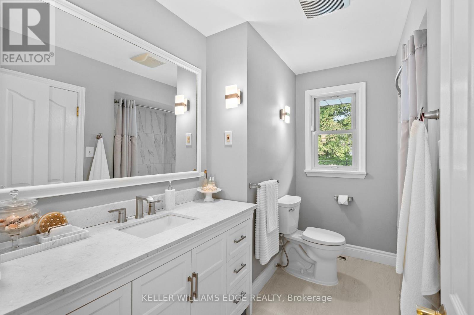 1589 Crediton Parkway, Mississauga, Ontario  L5G 3X2 - Photo 24 - W12183258