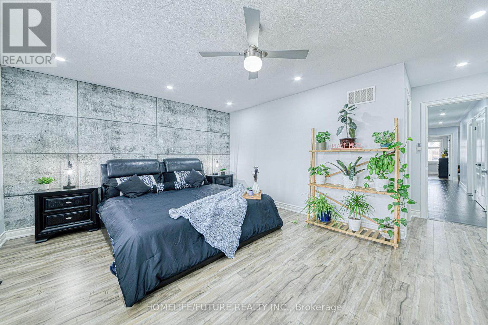 14 Dancing Waters Road, Brampton, Ontario  L6Y 6B5 - Photo 19 - W12183275