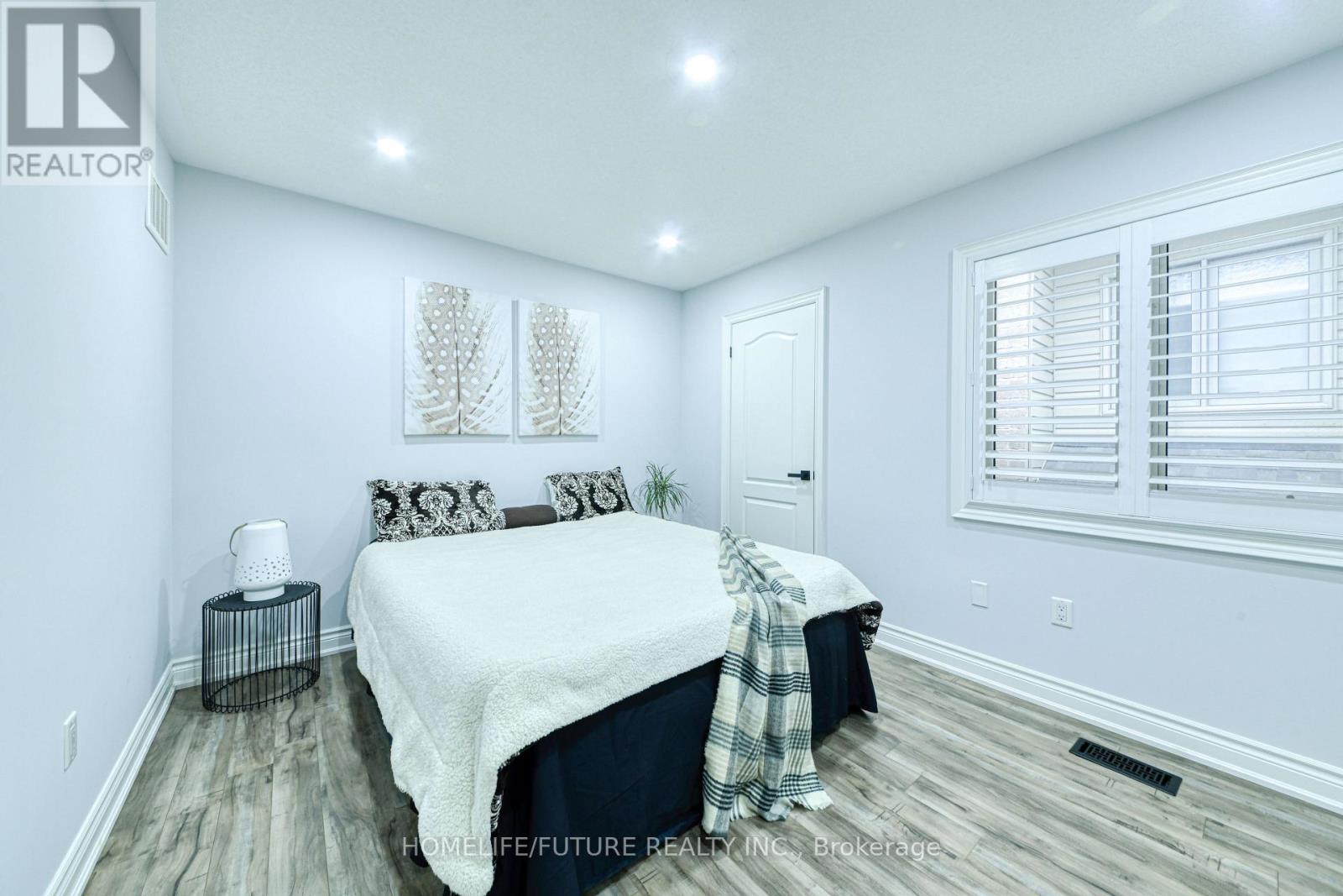 14 Dancing Waters Road, Brampton, Ontario  L6Y 6B5 - Photo 31 - W12183275