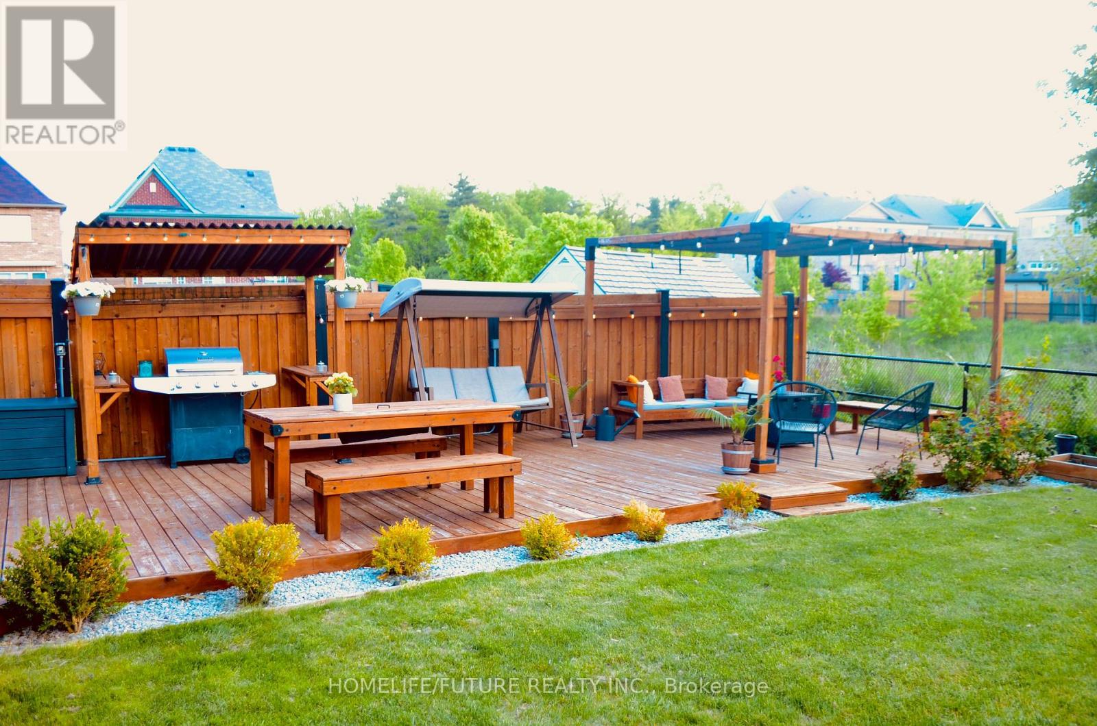 14 Dancing Waters Road, Brampton, Ontario  L6Y 6B5 - Photo 36 - W12183275