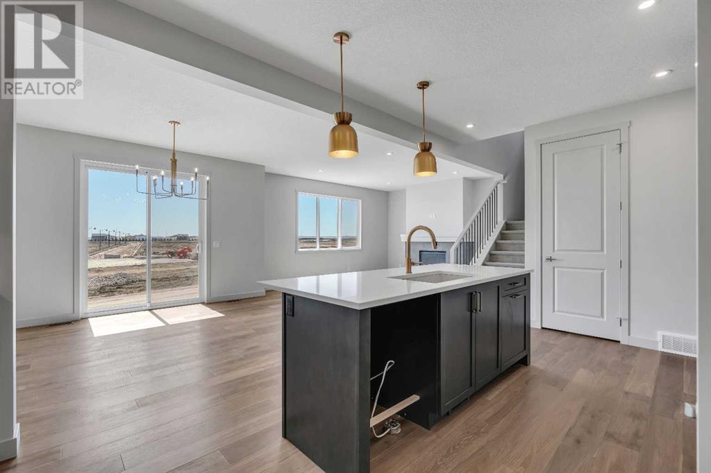 243 Marina Grove Se, Calgary, Alberta  T3M 3J4 - Photo 9 - A2179361