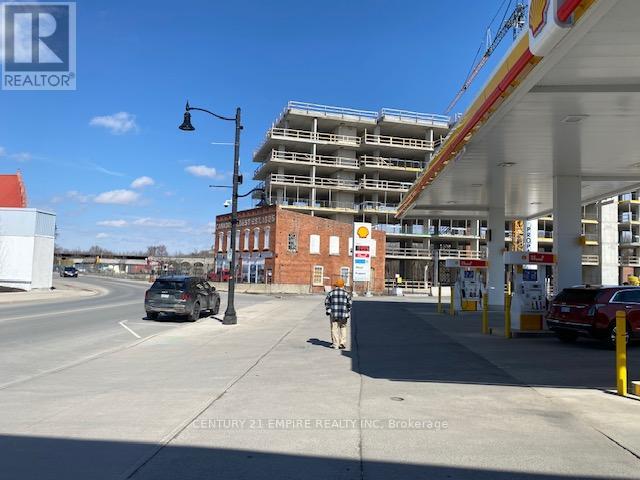 80 Dundas Street E, Greater Napanee, Ontario  K7R 1H9 - Photo 11 - X12183248