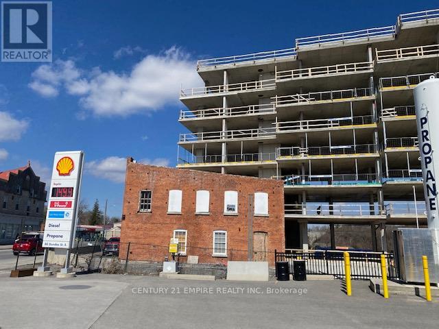 80 Dundas Street E, Greater Napanee, Ontario  K7R 1H9 - Photo 2 - X12183248