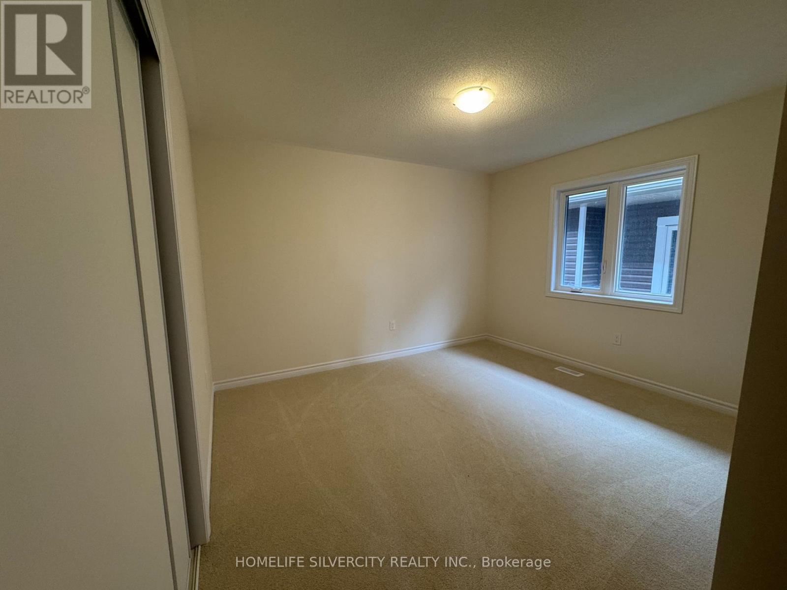 128 Molozzi Street, Erin, Ontario  N0B 1T0 - Photo 14 - X12183264