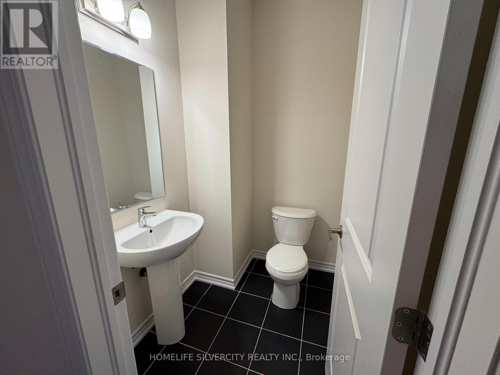 128 Molozzi Street, Erin, Ontario  N0B 1T0 - Photo 9 - X12183264