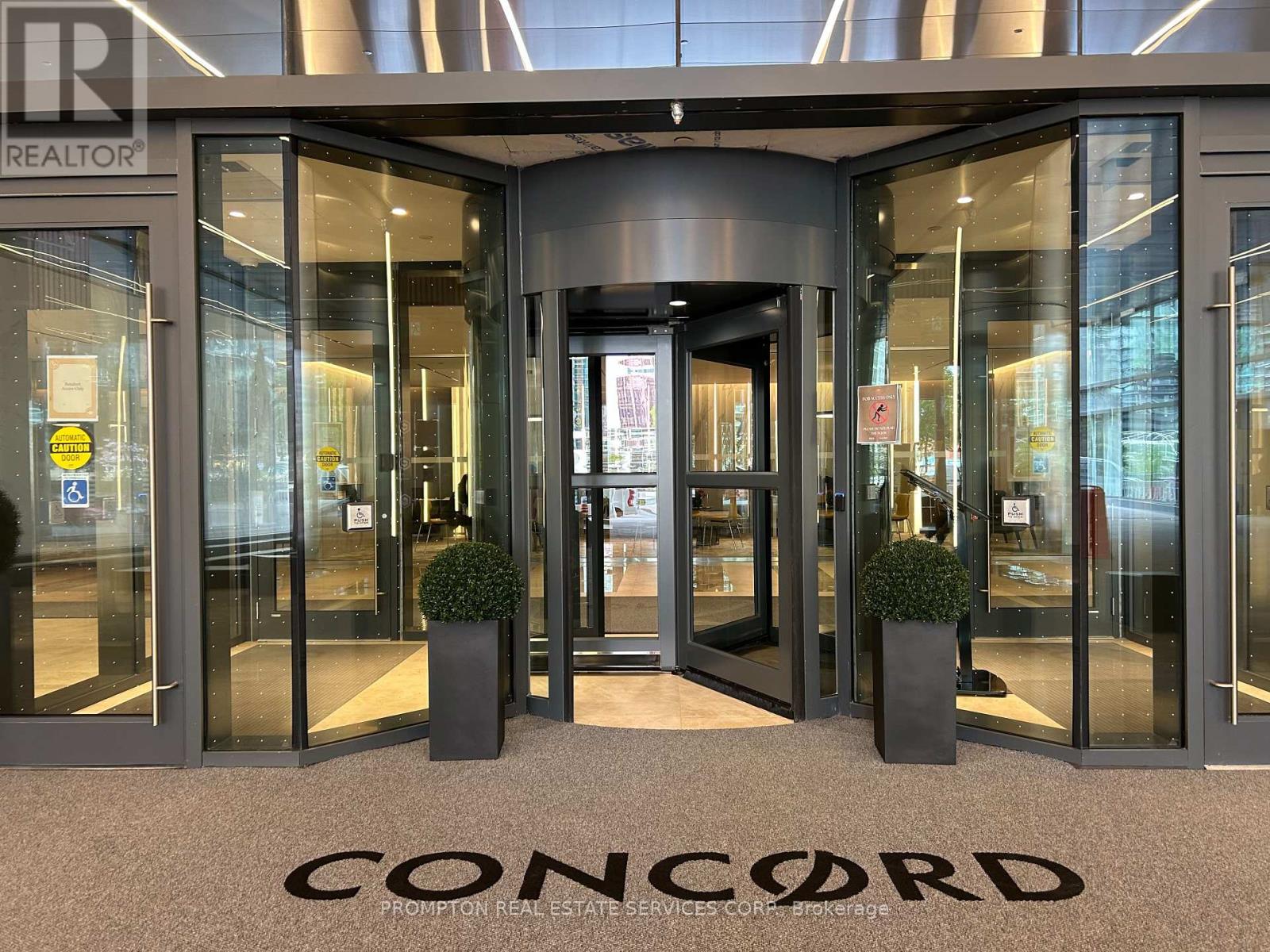 927 - 3 Concord Cityplace Way, Toronto, Ontario  M5V 0X4 - Photo 3 - C12183304