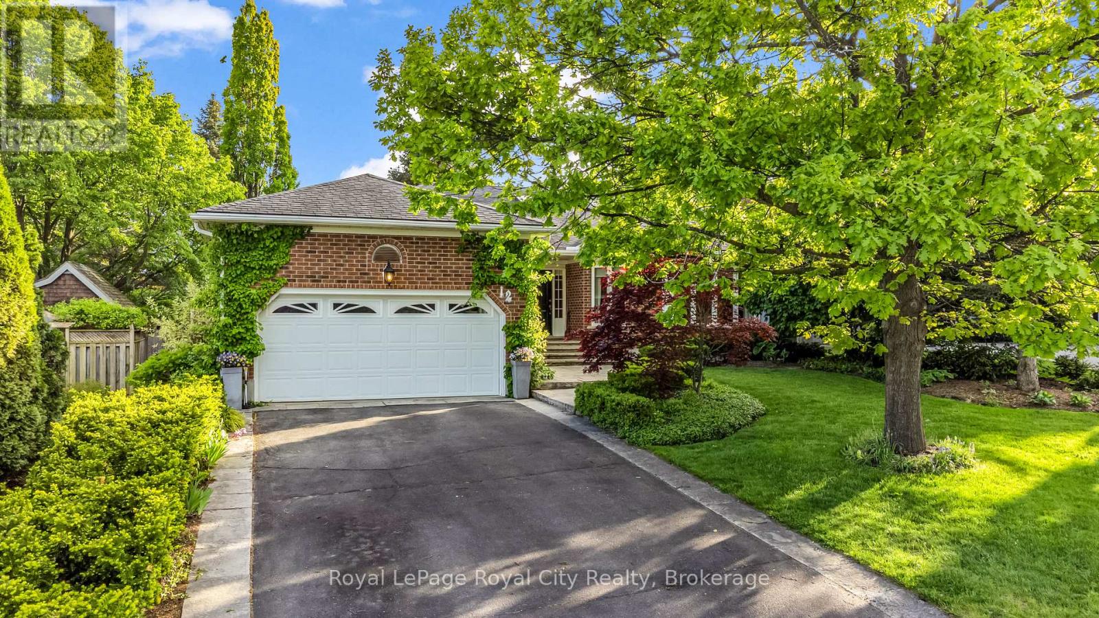 Property at 12 WOOD DUCK COURT image 1