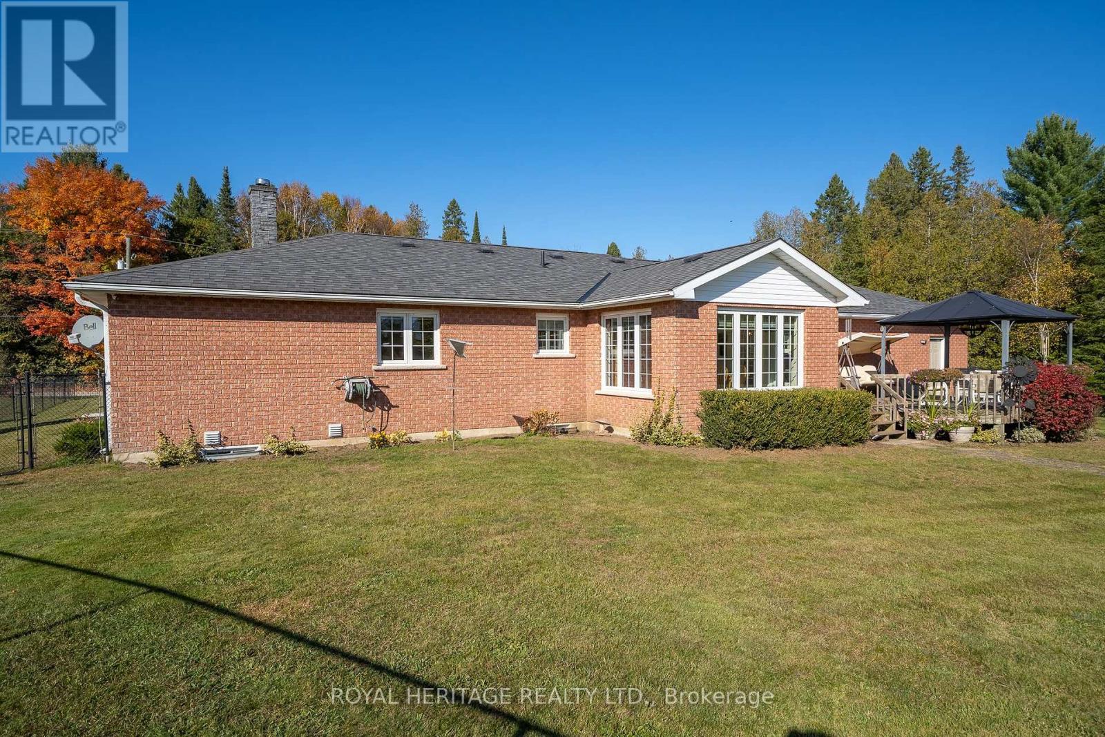 26 Back Bay Road, Trent Lakes, Ontario  K0M 2W0 - Photo 33 - X12183337