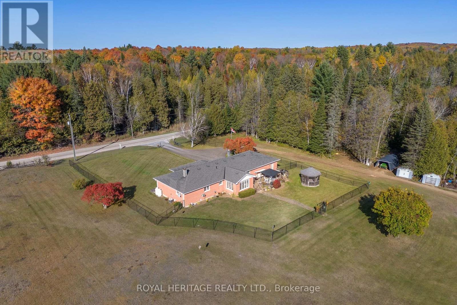 26 Back Bay Road, Trent Lakes, Ontario  K0M 2W0 - Photo 40 - X12183337