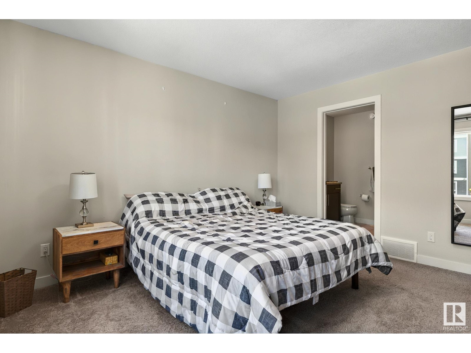 1813 Keene Cr Sw, Edmonton, Alberta  T6W 3J8 - Photo 24 - E4439330