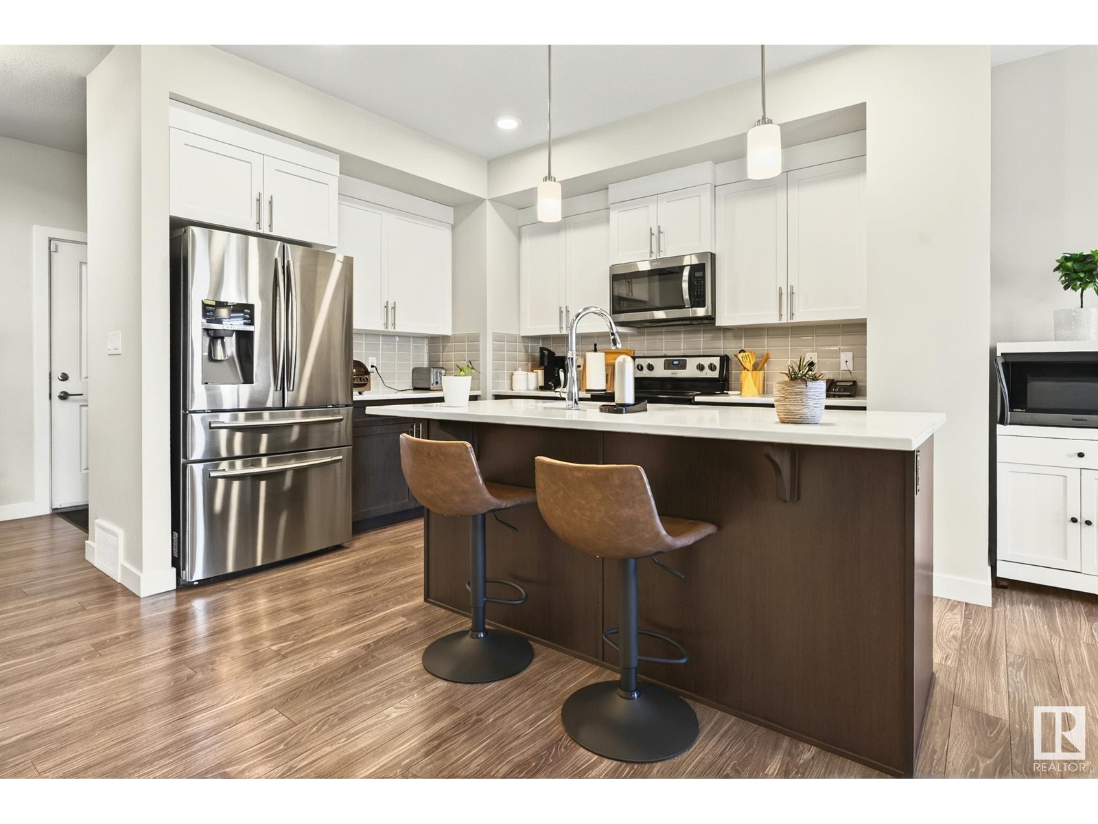 1813 Keene Cr Sw, Edmonton, Alberta  T6W 3J8 - Photo 5 - E4439330