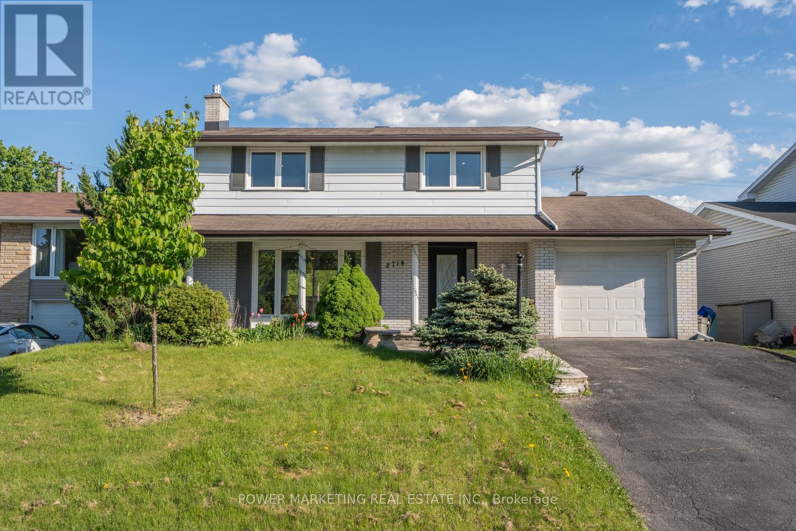 2714 Hickson Crescent, Ottawa, Ontario  K2H 6Y6 - Photo 1 - X12183325