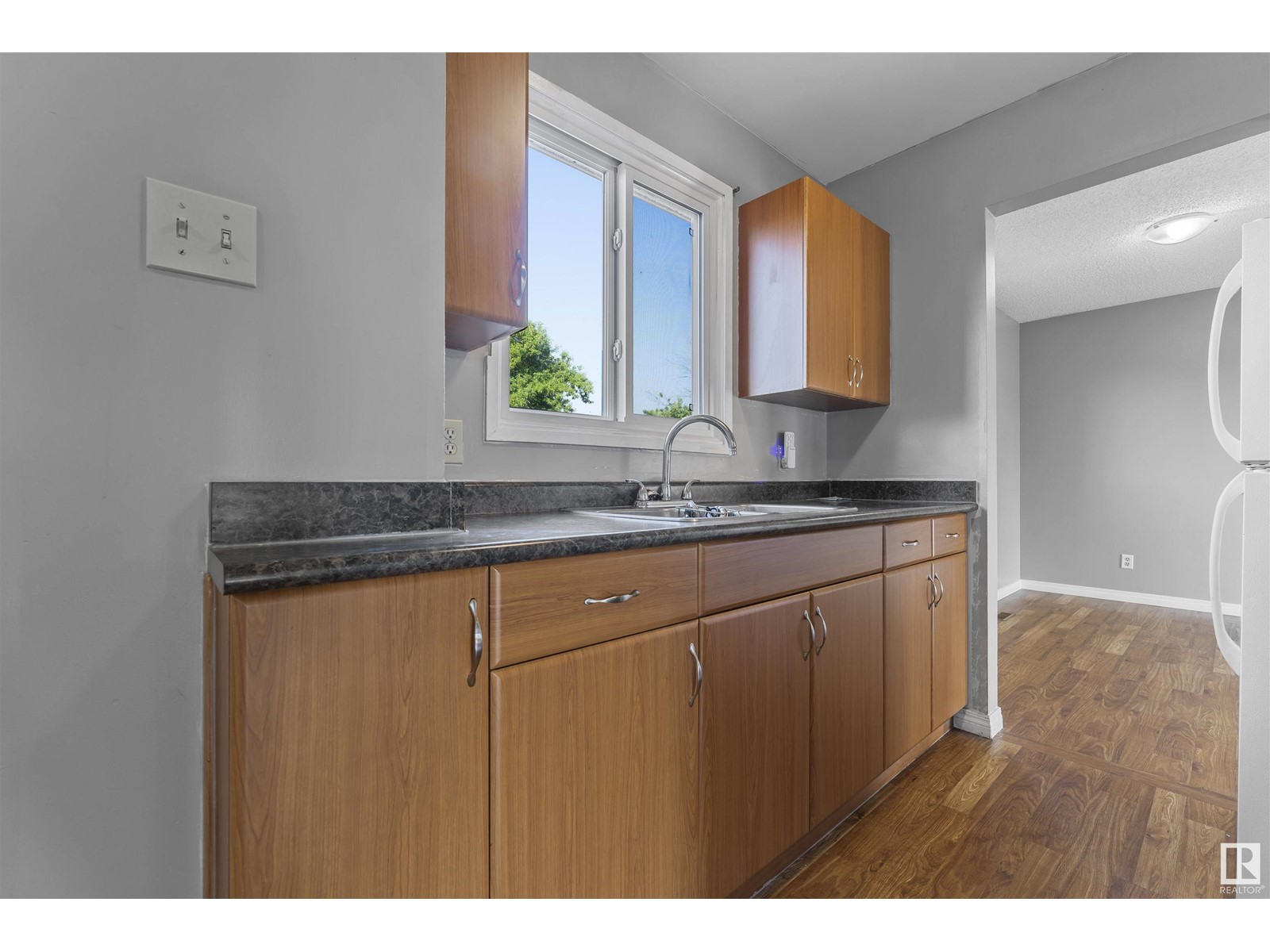 4912 36 Av Nw, Edmonton, Alberta  T6L 3S5 - Photo 14 - E4439331