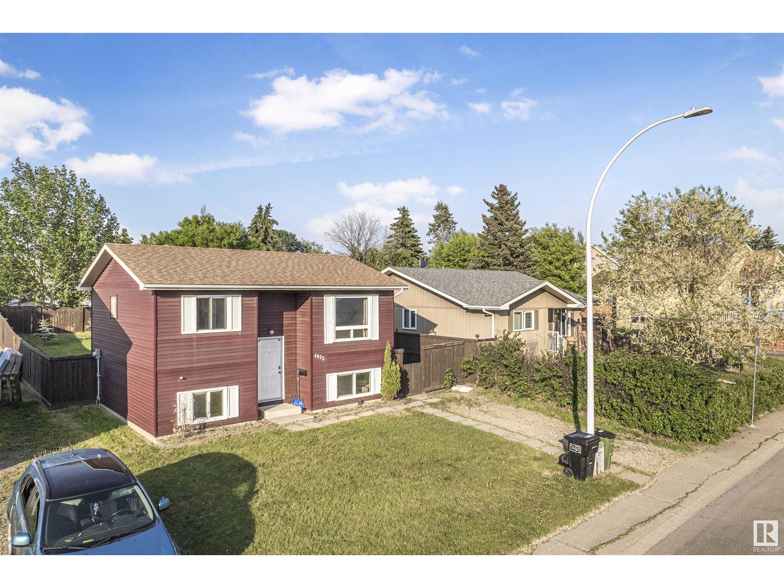 4912 36 Av Nw, Edmonton, Alberta  T6L 3S5 - Photo 2 - E4439331