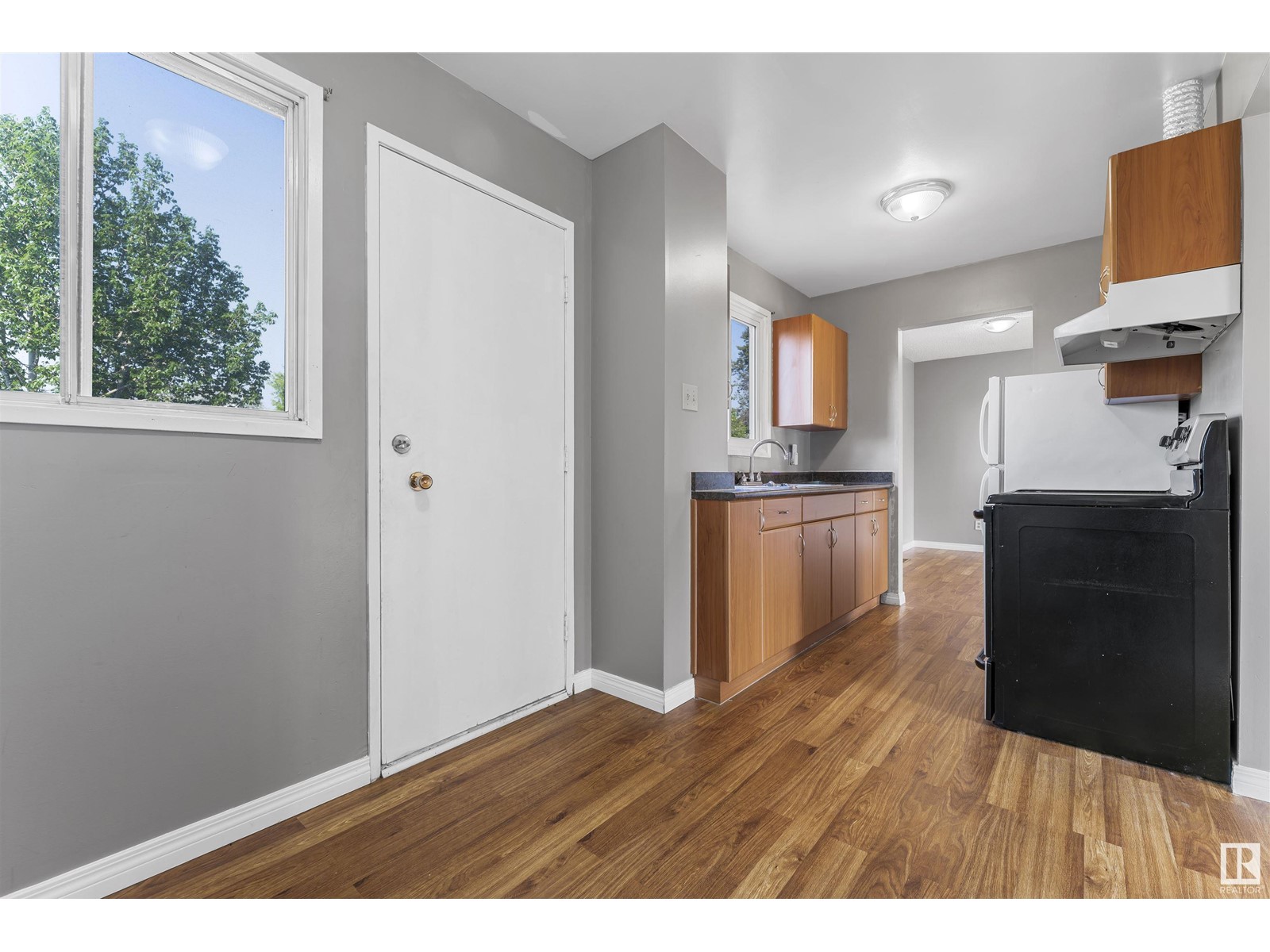 4912 36 Av Nw, Edmonton, Alberta  T6L 3S5 - Photo 12 - E4439331