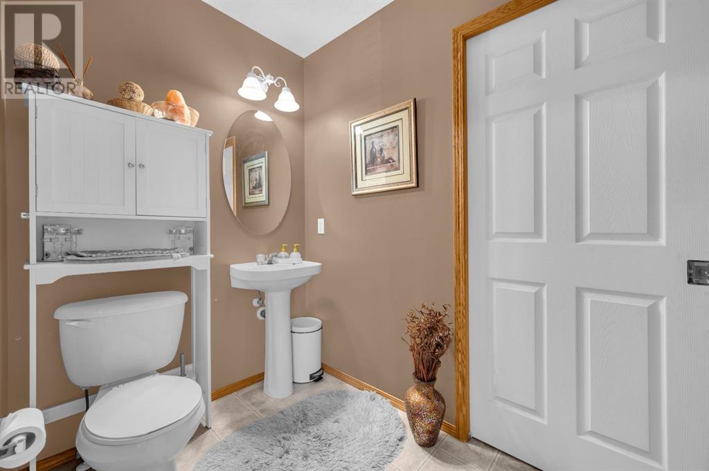 223 Taracove Estate Drive Ne, Calgary, Alberta  T3J 4R2 - Photo 14 - A2218653