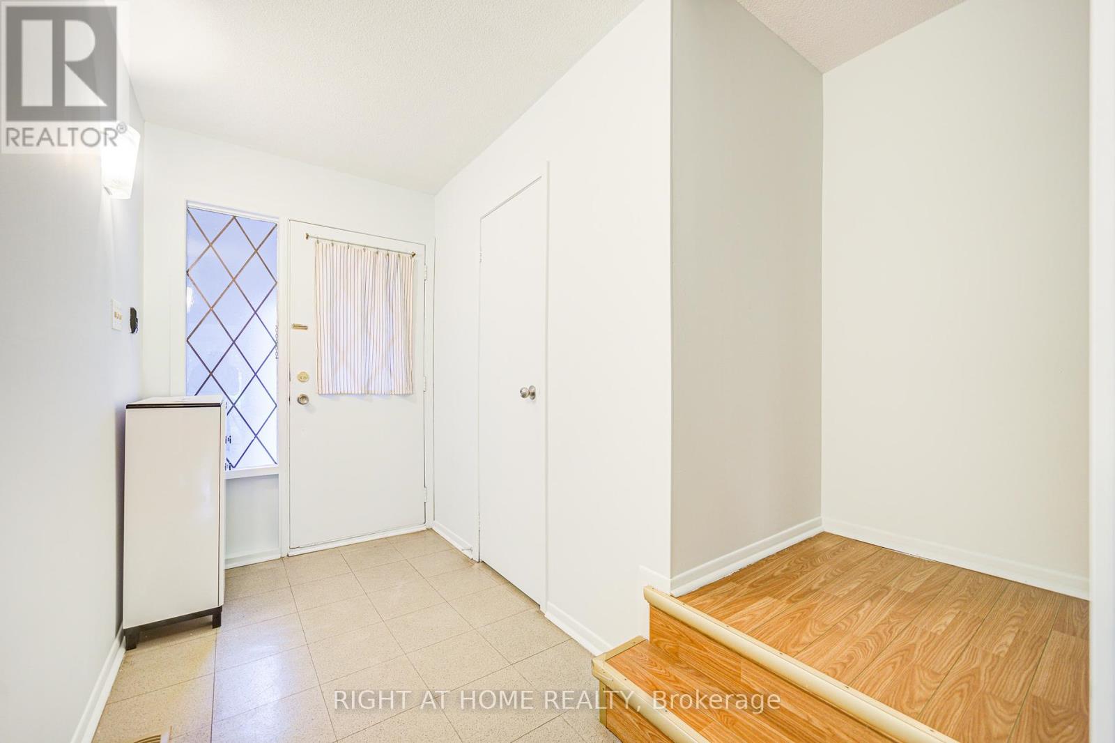 44 - 55 Brimwood Boulevard, Toronto, Ontario  M1V 1E4 - Photo 4 - E12181495
