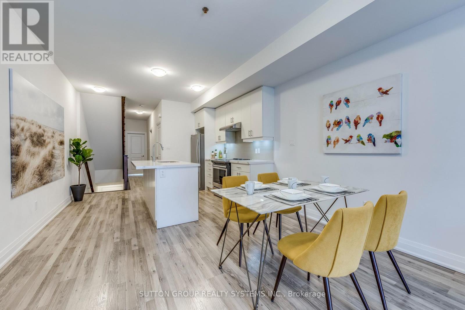 Upper - 1 - 1774a Lawrence Avenue W, Toronto, Ontario  M6L 0A3 - Photo 13 - W12183327