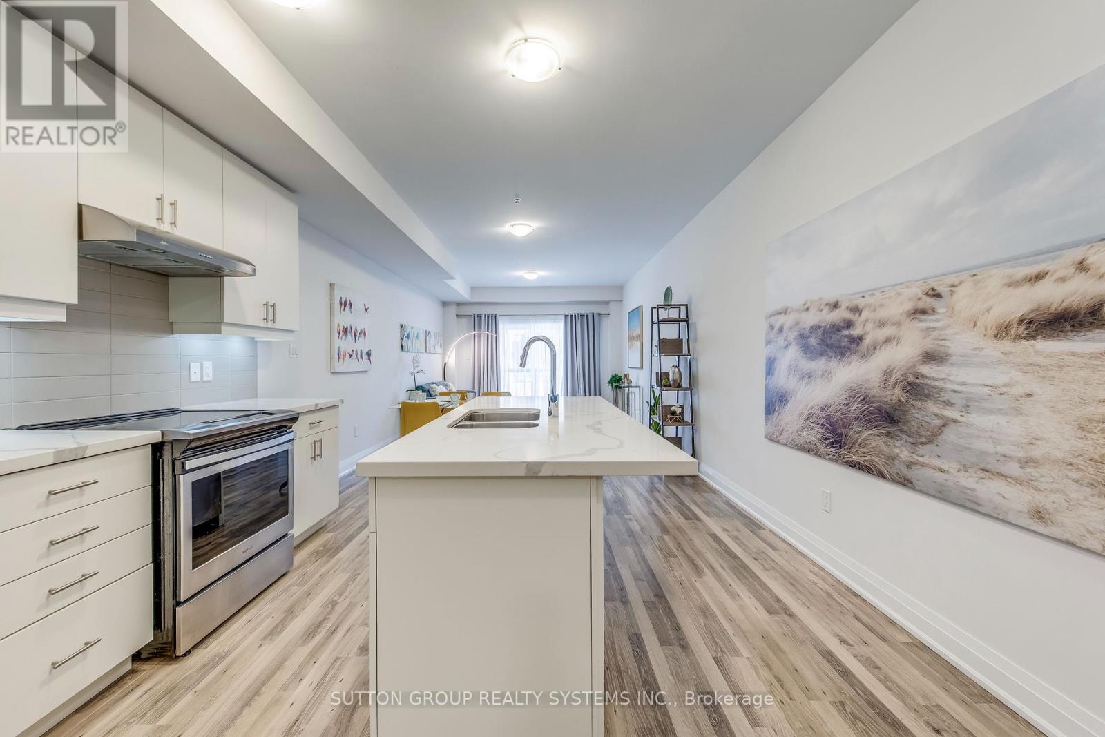 Upper - 1 - 1774a Lawrence Avenue W, Toronto, Ontario  M6L 0A3 - Photo 5 - W12183327