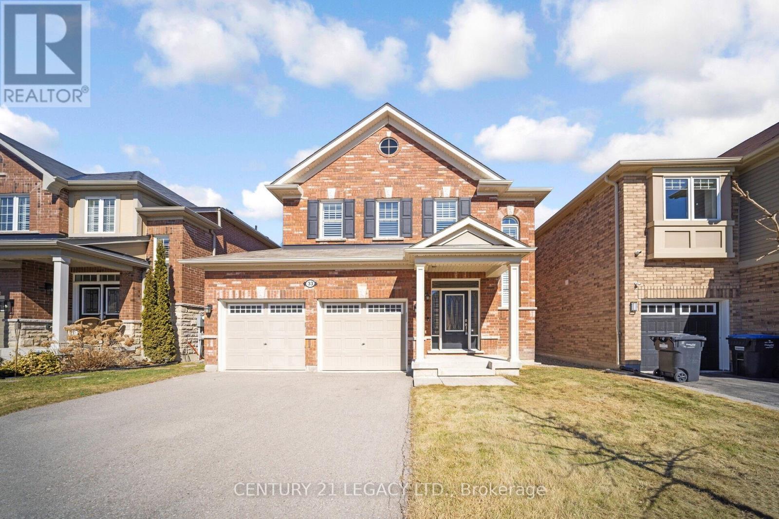 33 Callandar Road, Brampton, Ontario  L7A 4T8 - Photo 2 - W12183348