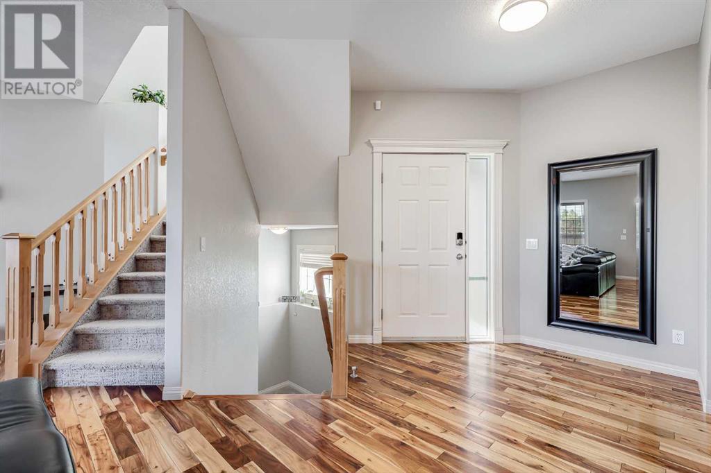 4 Tuscany Glen Gate Nw, Calgary, Alberta  T3L 2V8 - Photo 11 - A2225711