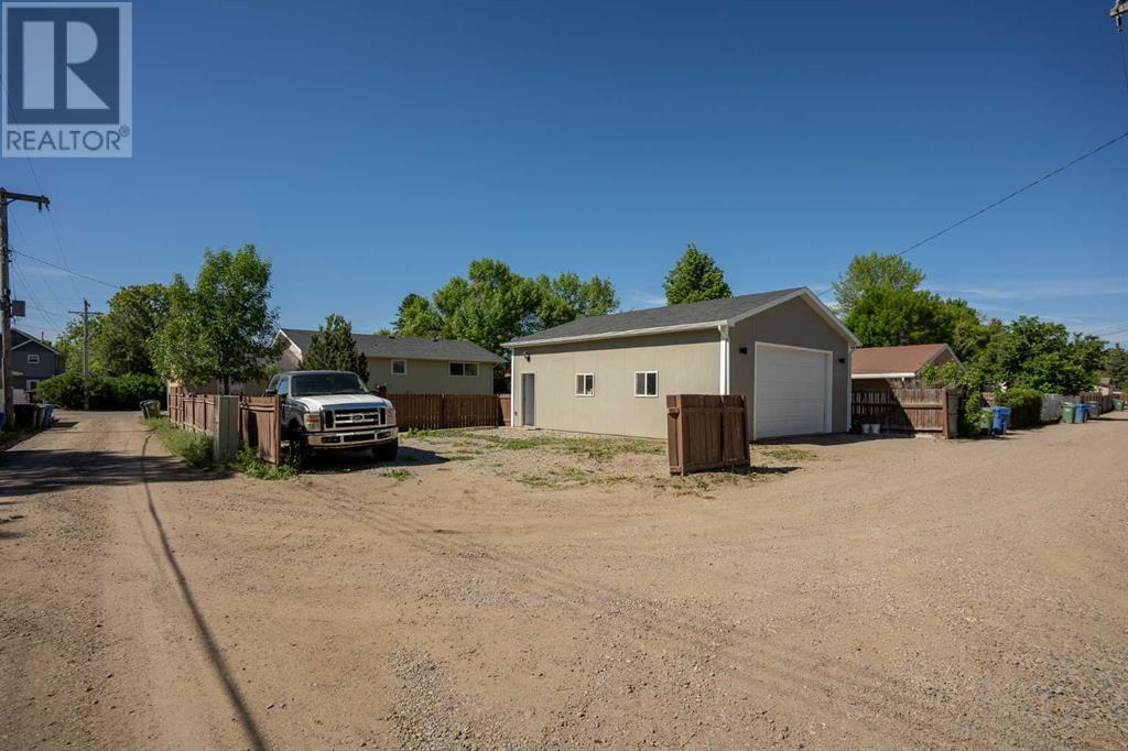 1004 20 Avenue, Coaldale, Alberta  T1M 1C2 - Photo 30 - A2225846