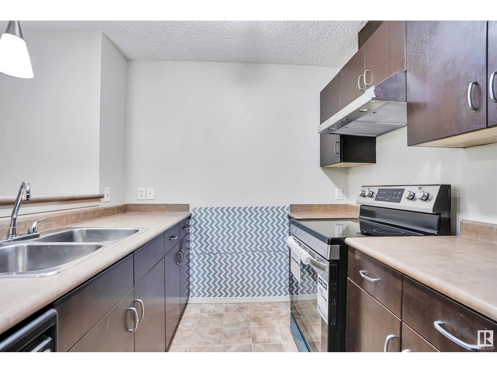 #207 1188 Hyndman Rd Nw, Edmonton, Alberta  T5A 0E9 - Photo 11 - E4439337