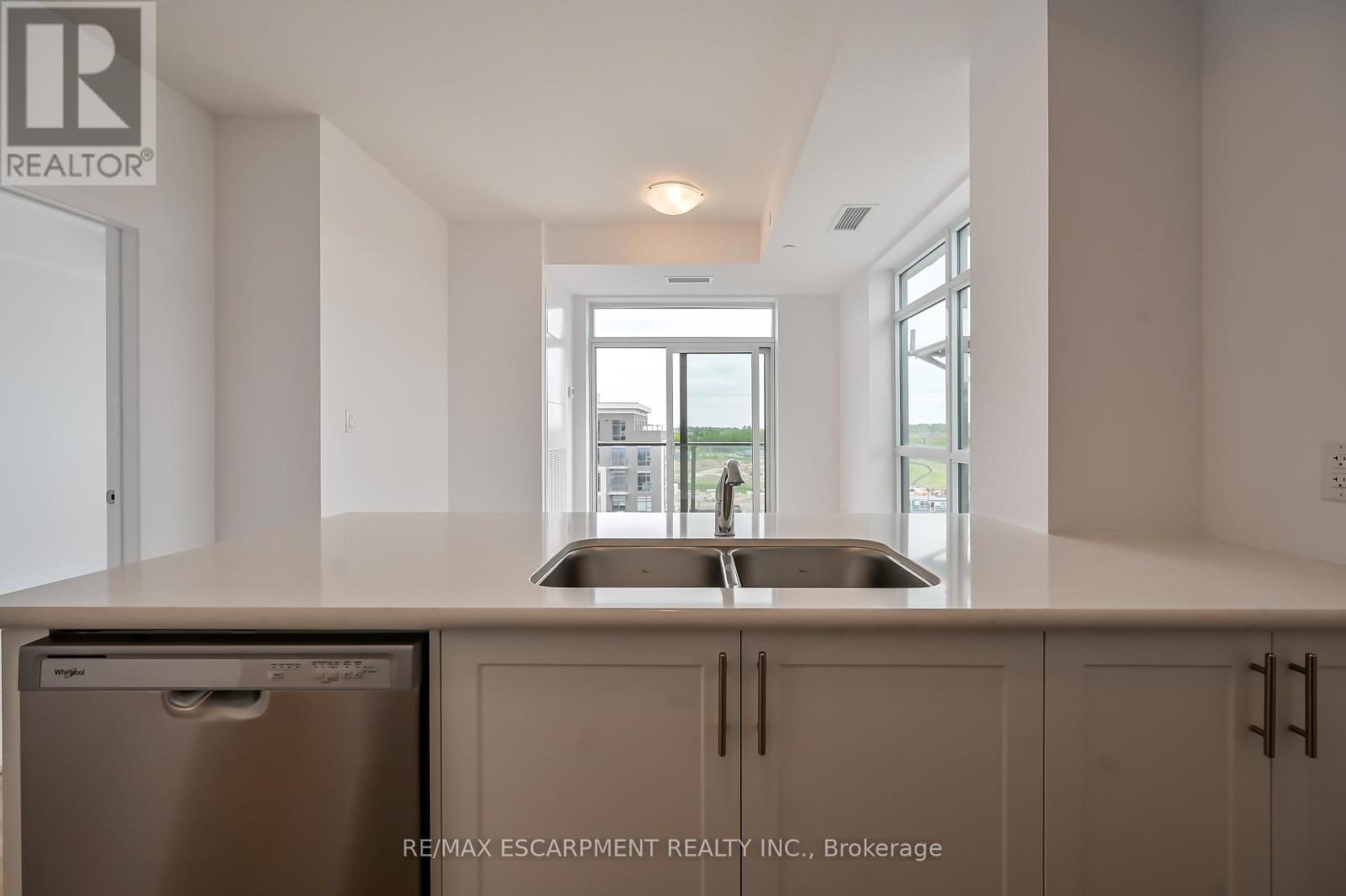 611 - 470 Dundas Street E, Hamilton, Ontario  L8B 2A6 - Photo 7 - X12183352