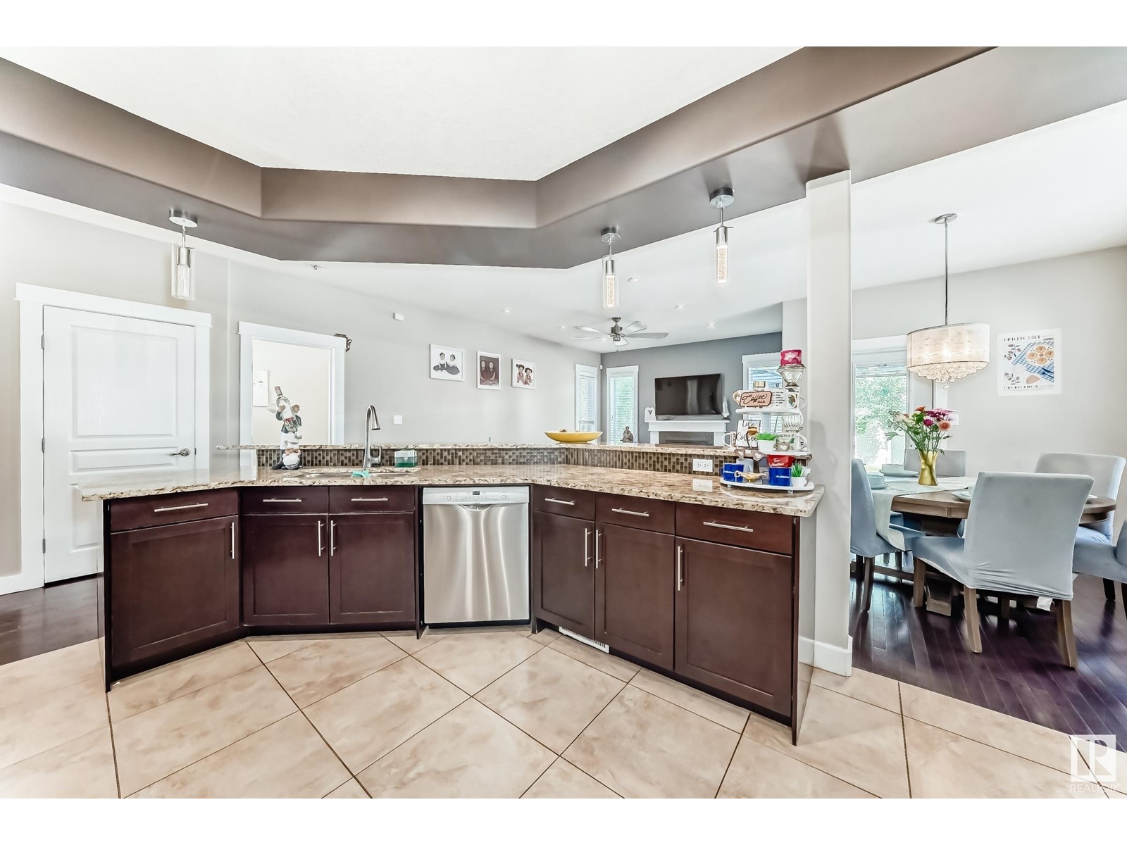 15522 47a St Nw, Edmonton, Alberta  T5Y 0B6 - Photo 11 - E4439340