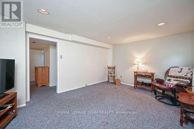 84 Tamblyn Crescent, Ottawa, Ontario  K2L 3A4 - Photo 28 - X12183385