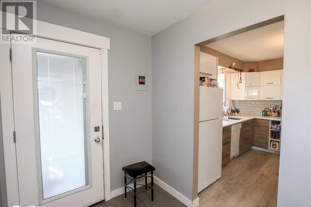 5201 Wilson Street, Blackfalds, Alberta  T0M 0J0 - Photo 13 - A2225844