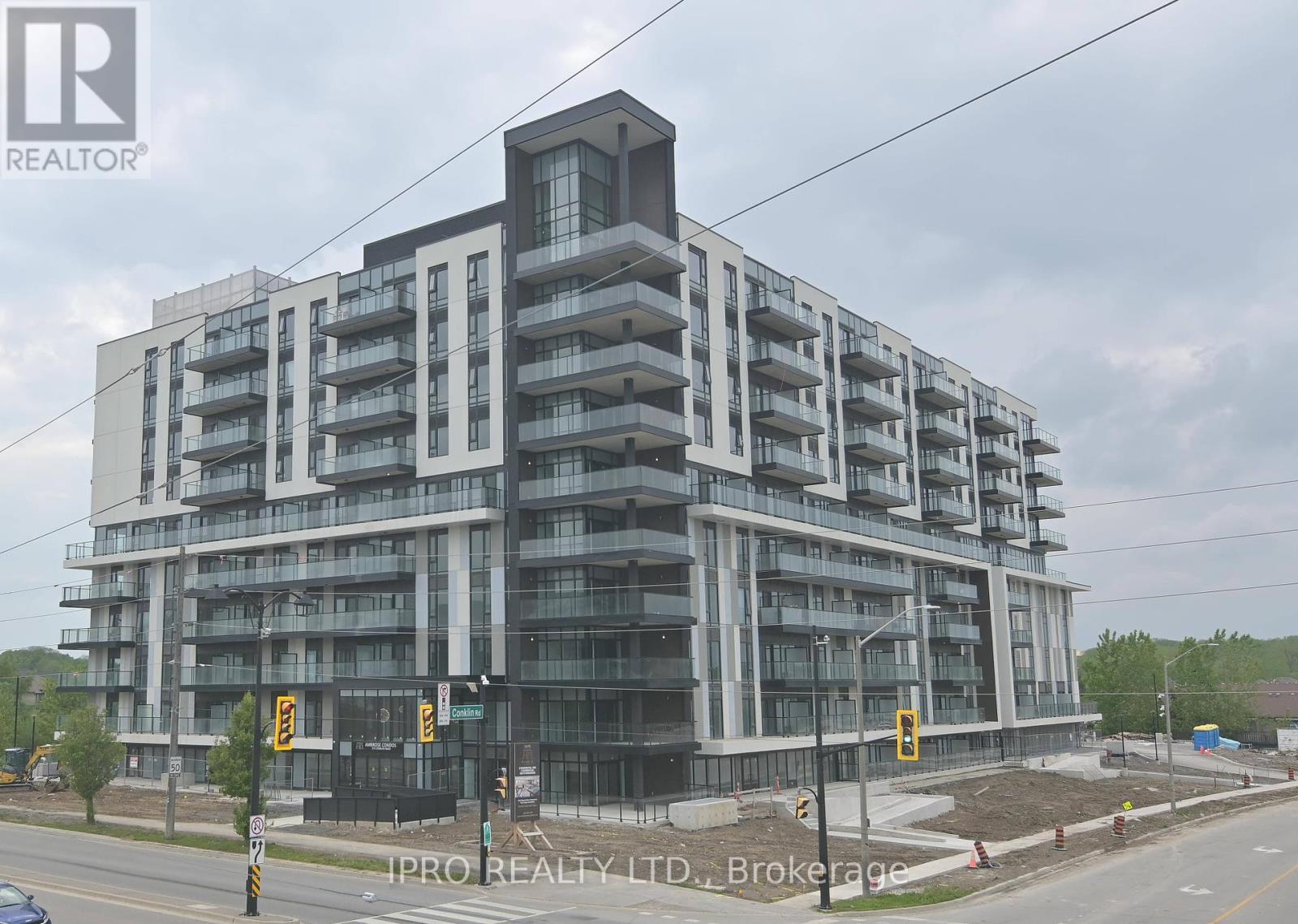 724 - 575 CONKLIN ROAD, Brantford, Ontario