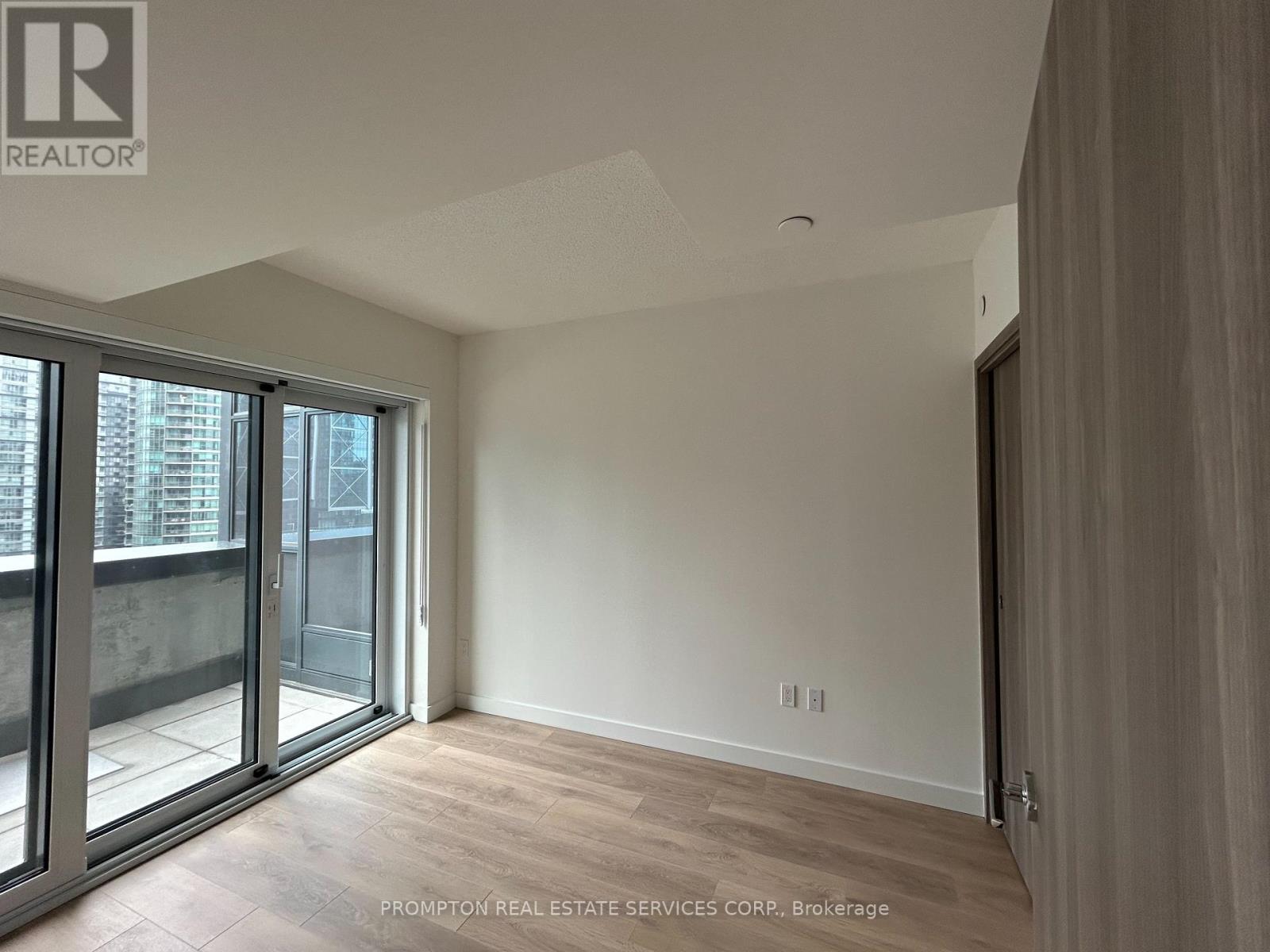 1509 - 3 Concord Cityplace Way, Toronto, Ontario  M5V 0X3 - Photo 14 - C12183365