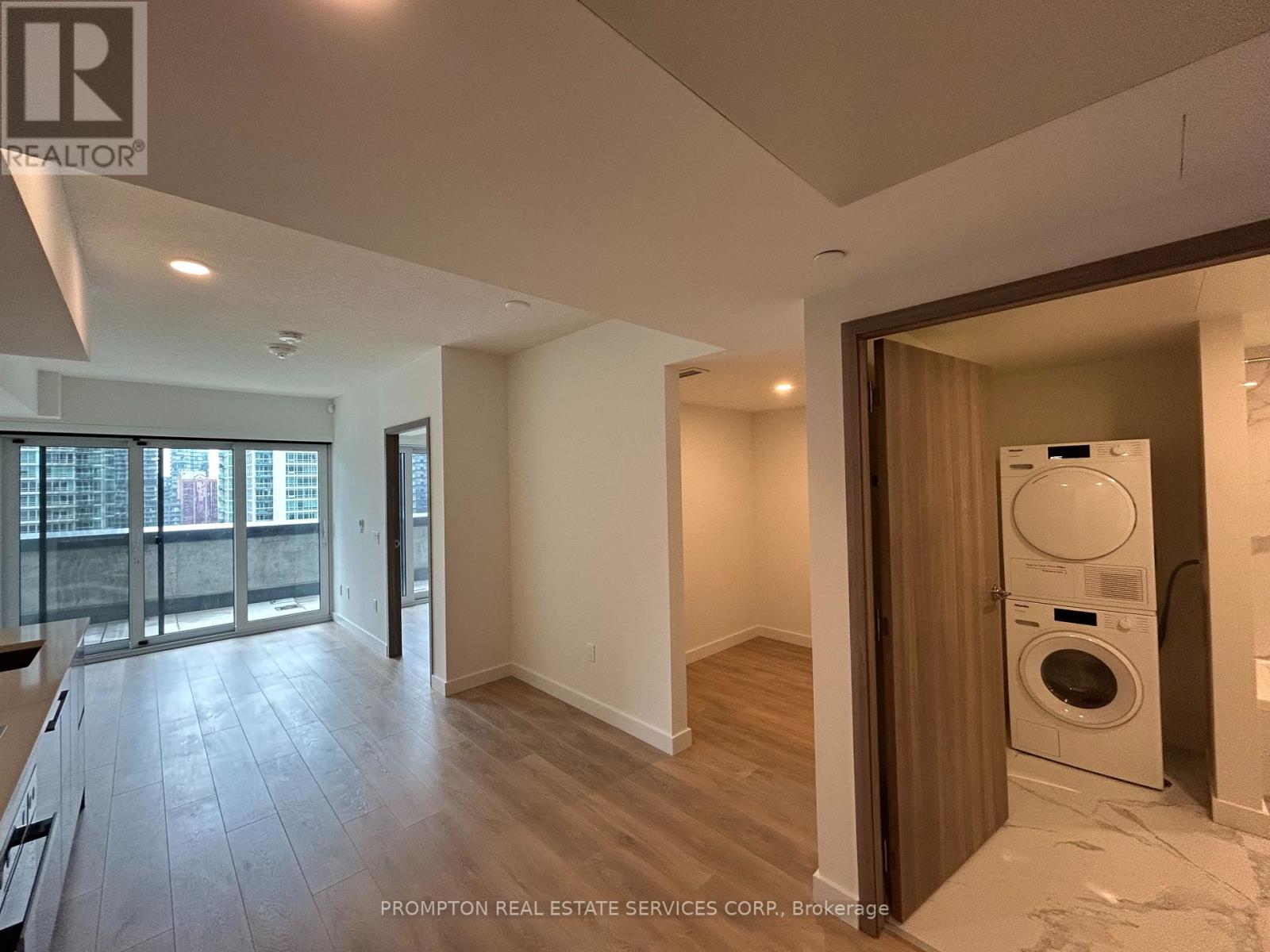 1509 - 3 Concord Cityplace Way, Toronto, Ontario  M5V 0X3 - Photo 9 - C12183365