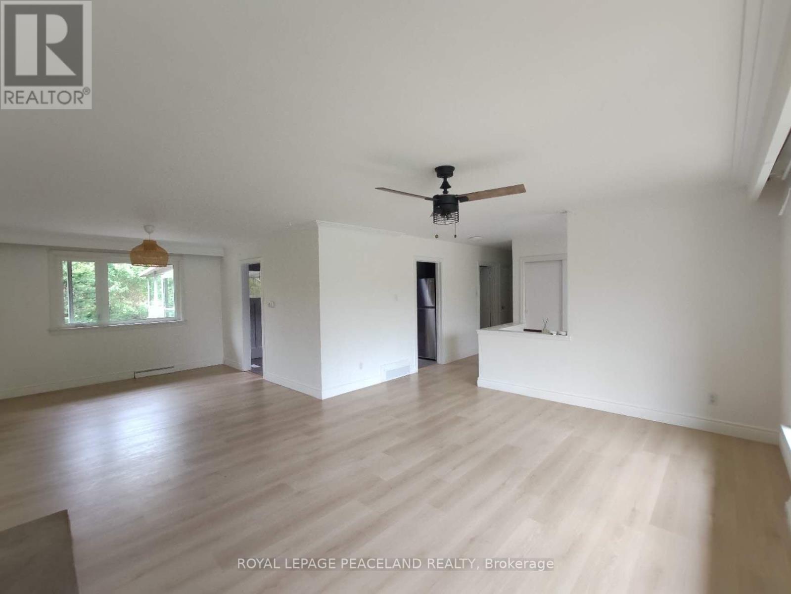 10 Challister Court, Toronto, Ontario  M2K 1X2 - Photo 5 - C12183366