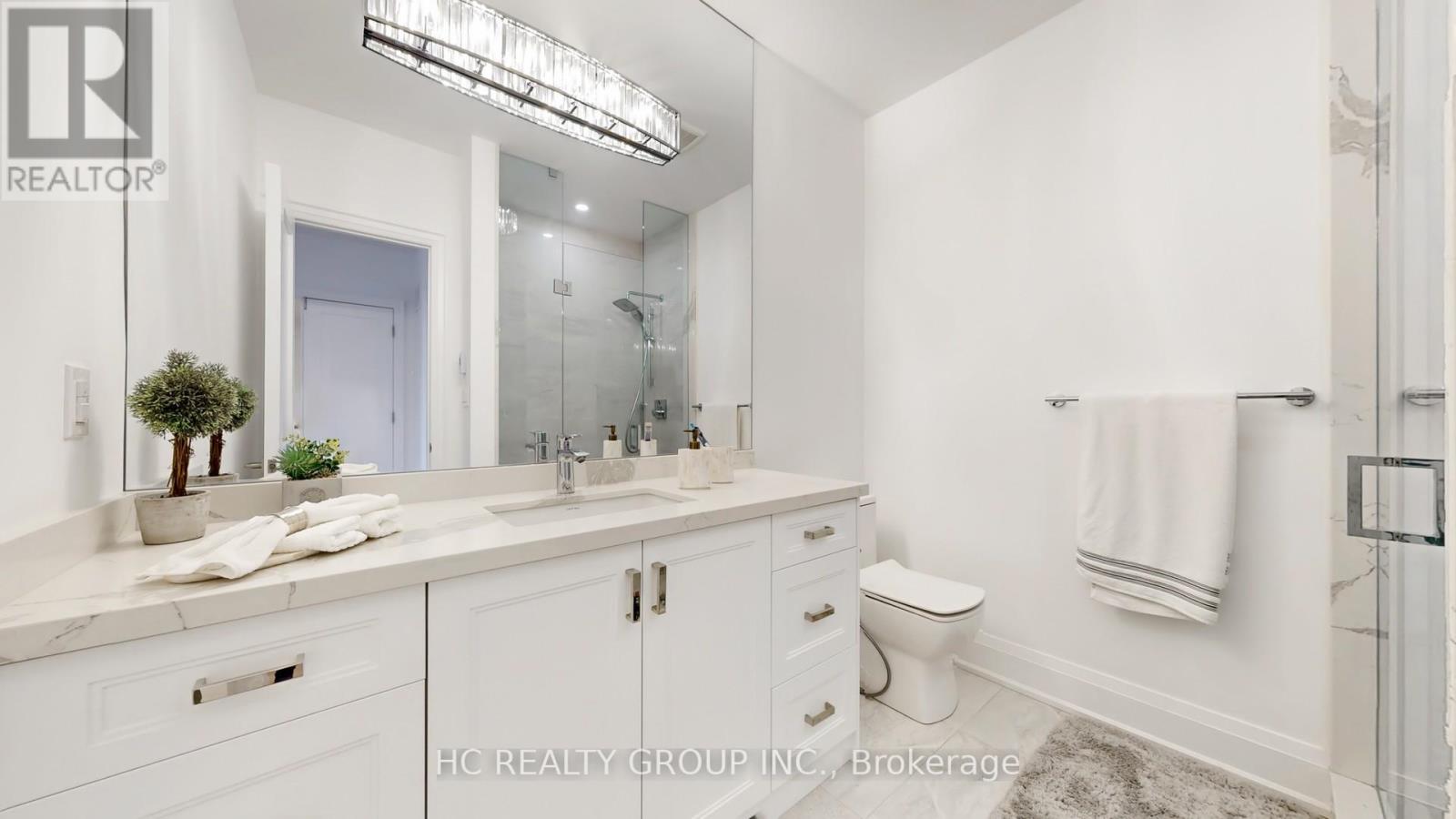 18 Denham Drive, Richmond Hill, Ontario  L4C 6J1 - Photo 28 - N12183380
