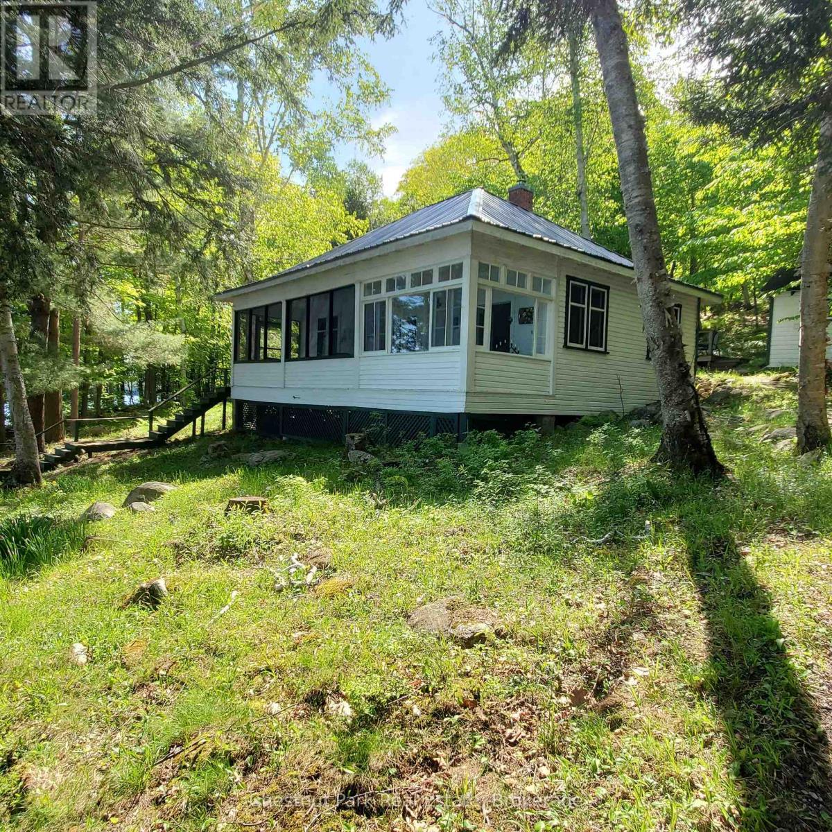76 Tobin Island, Muskoka Lakes, Ontario  P0B 1J0 - Photo 14 - X12152765