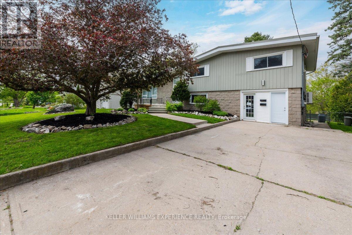 46 EUGENIA STREET, Barrie, Ontario