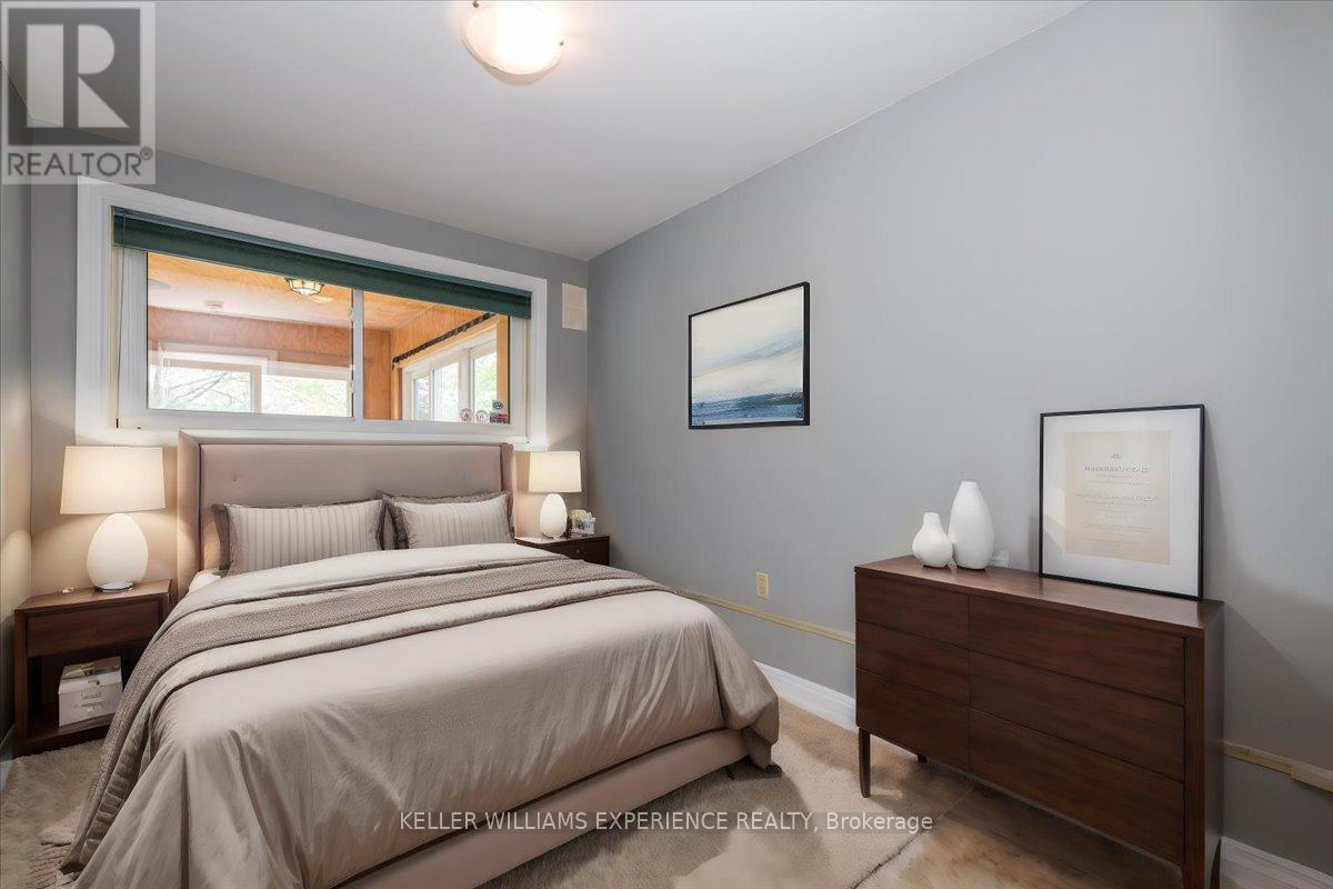46 Eugenia Street, Barrie, Ontario  L4M 1P8 - Photo 28 - S12183375