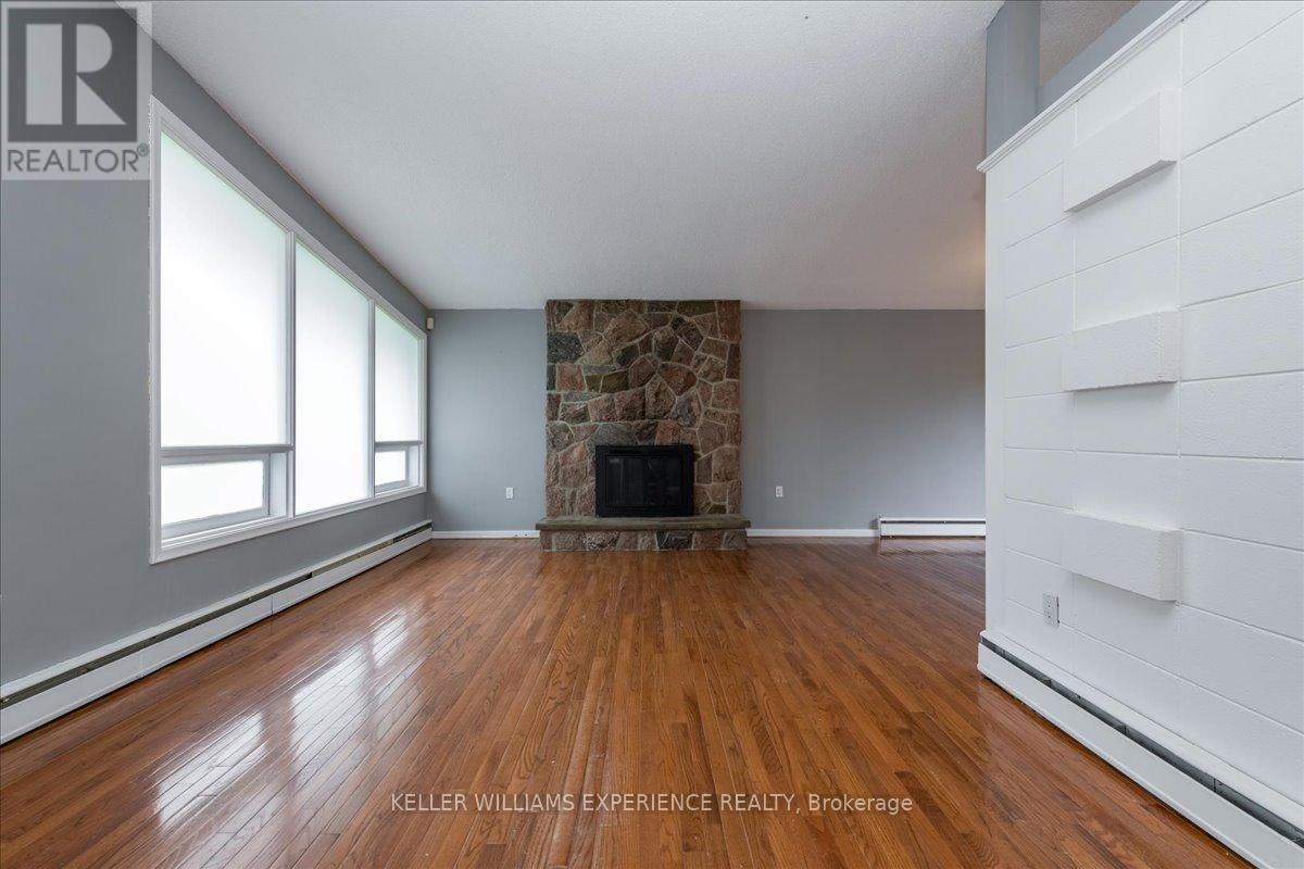 46 Eugenia Street, Barrie, Ontario  L4M 1P8 - Photo 6 - S12183375