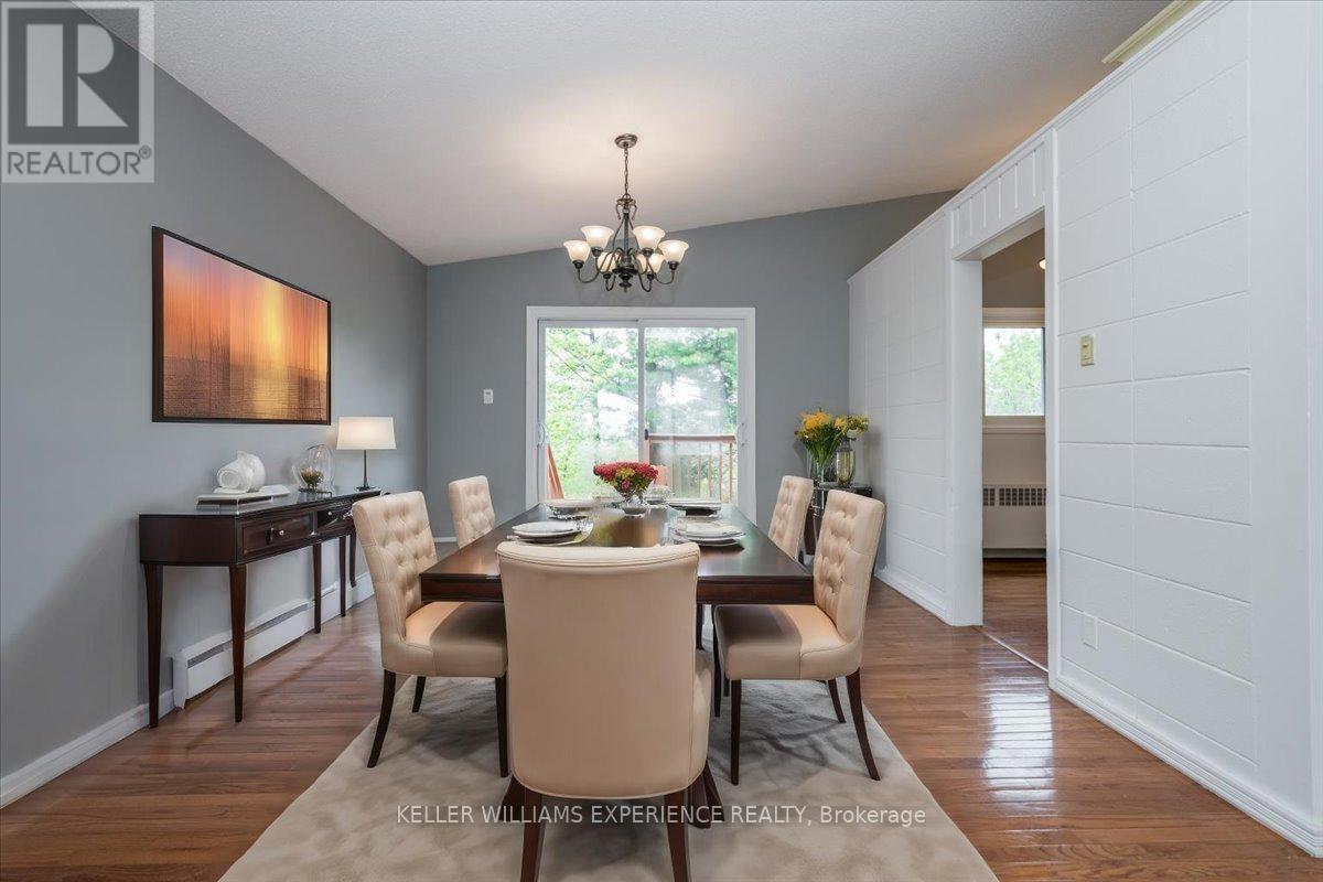 46 Eugenia Street, Barrie, Ontario  L4M 1P8 - Photo 9 - S12183375