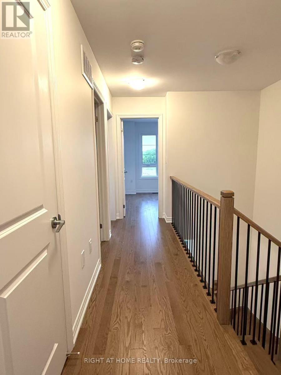 1142 Wheat Boom Drive, Oakville, Ontario  L6H 8C2 - Photo 15 - W12183374